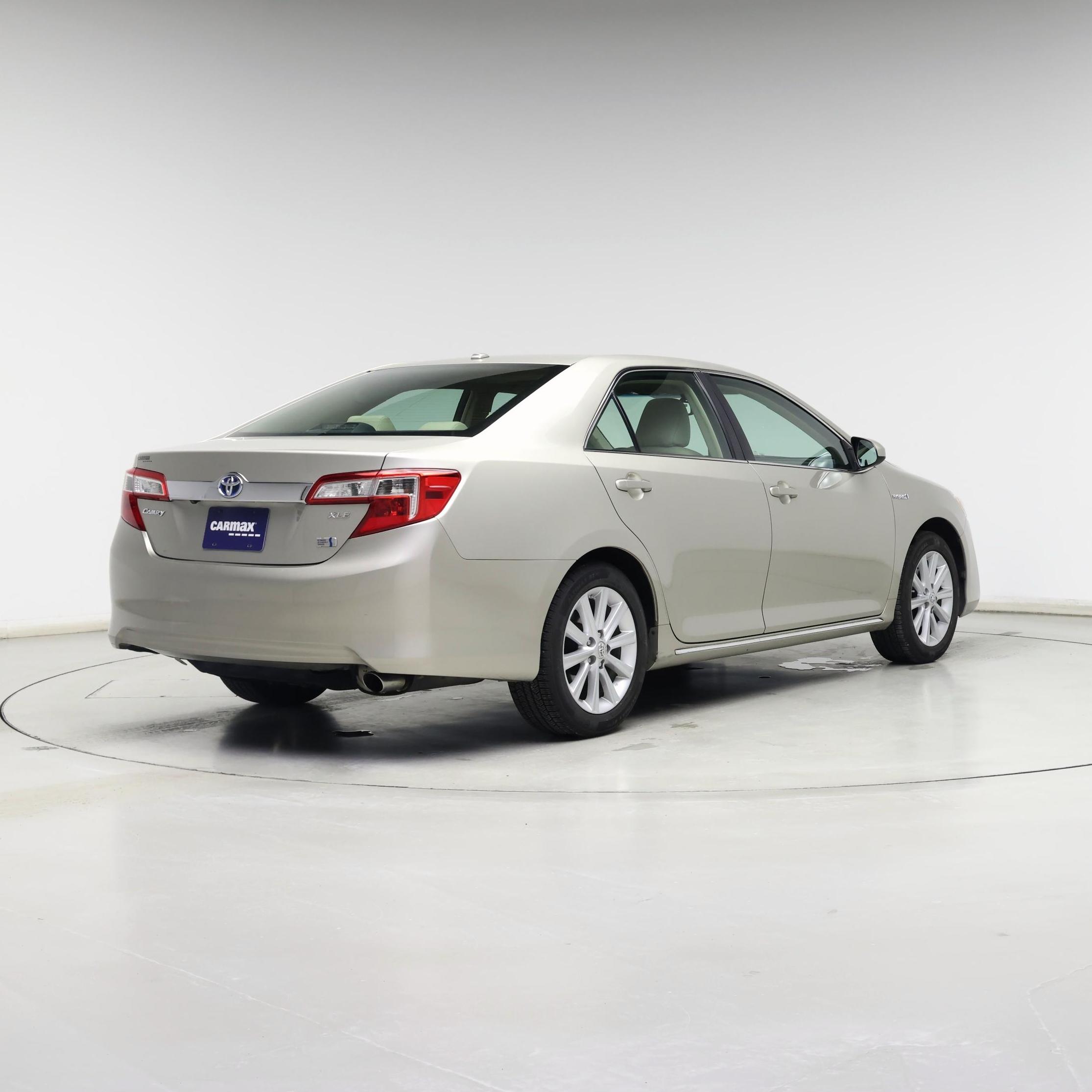 Thumbnail: 2014 Toyota Camry - 8