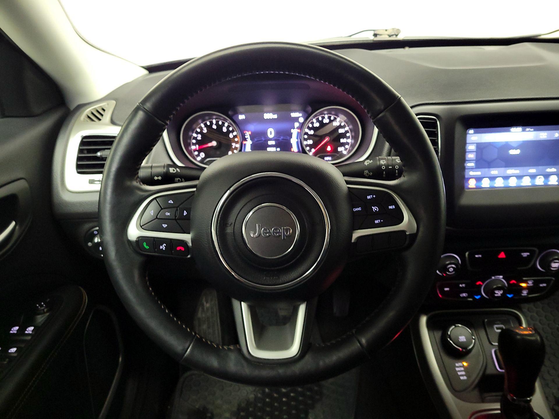 Thumbnail: 2018 Jeep Compass - 10