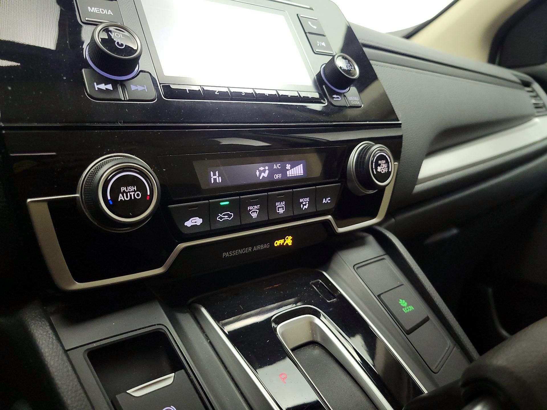 Thumbnail: 2017 Honda CR-V - 16