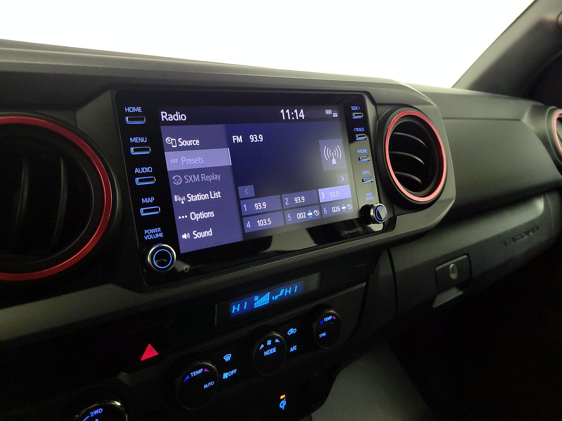 Thumbnail: 2021 Toyota Tacoma - 15