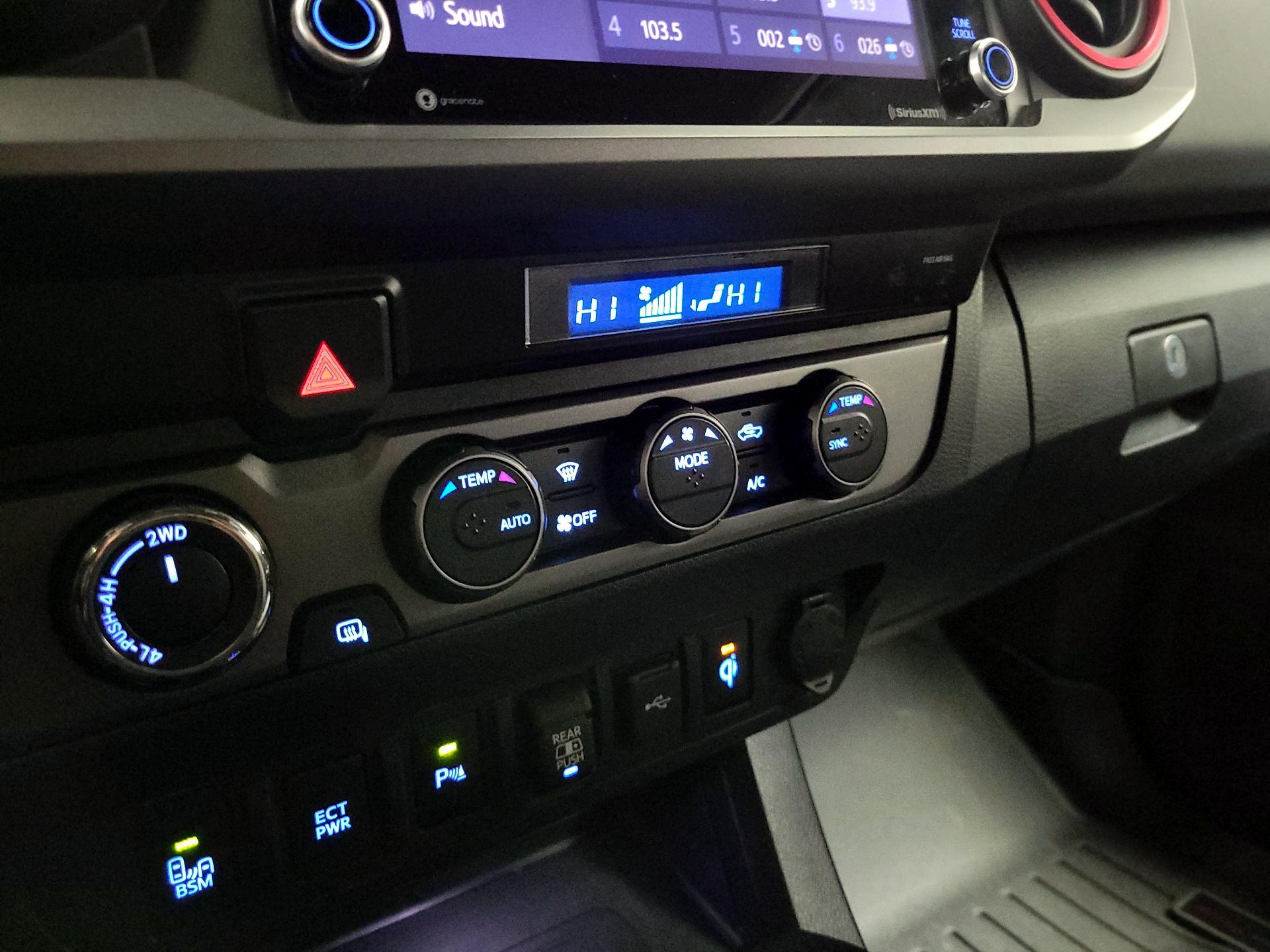 Thumbnail: 2021 Toyota Tacoma - 16