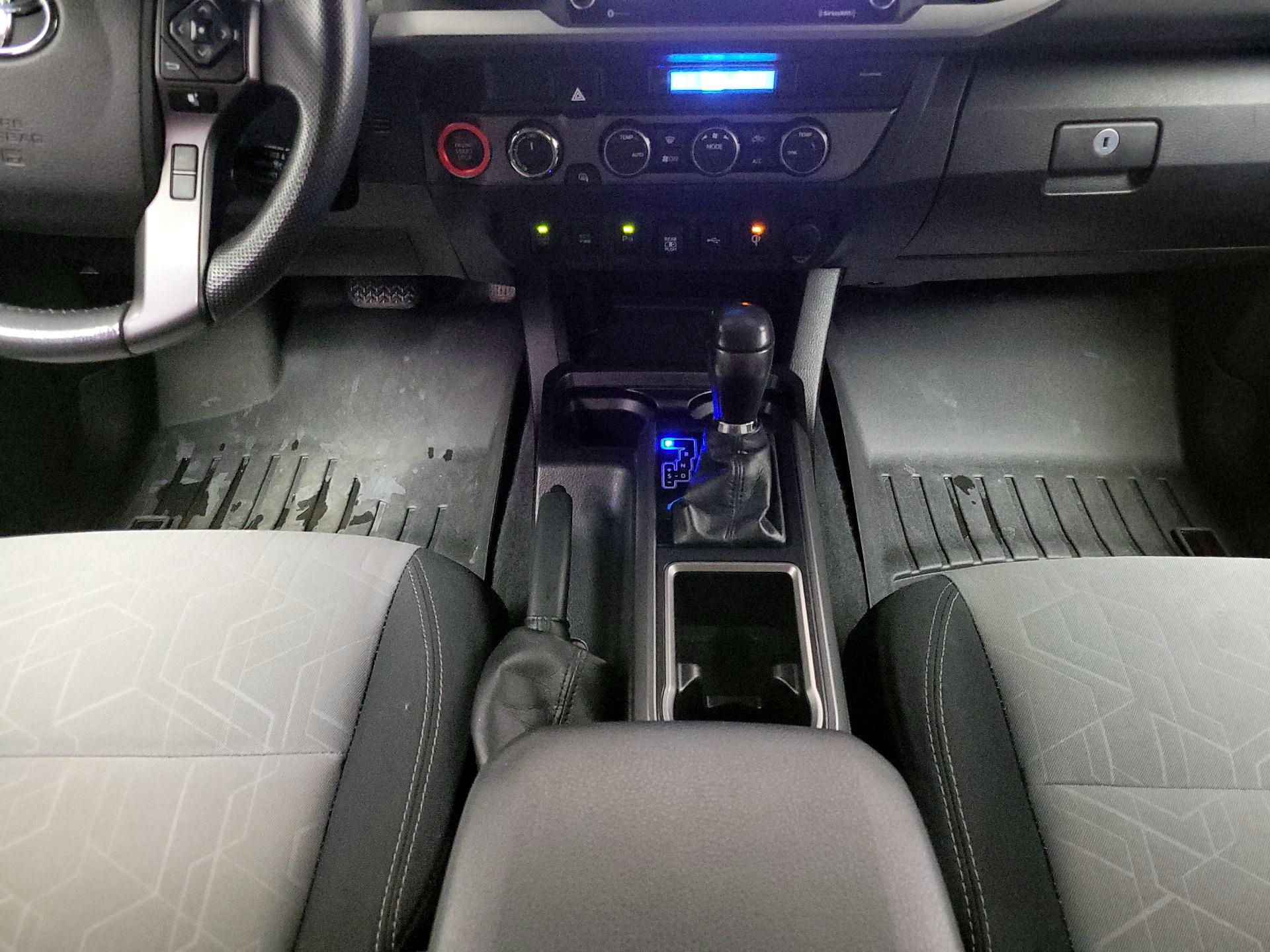 Thumbnail: 2021 Toyota Tacoma - 17