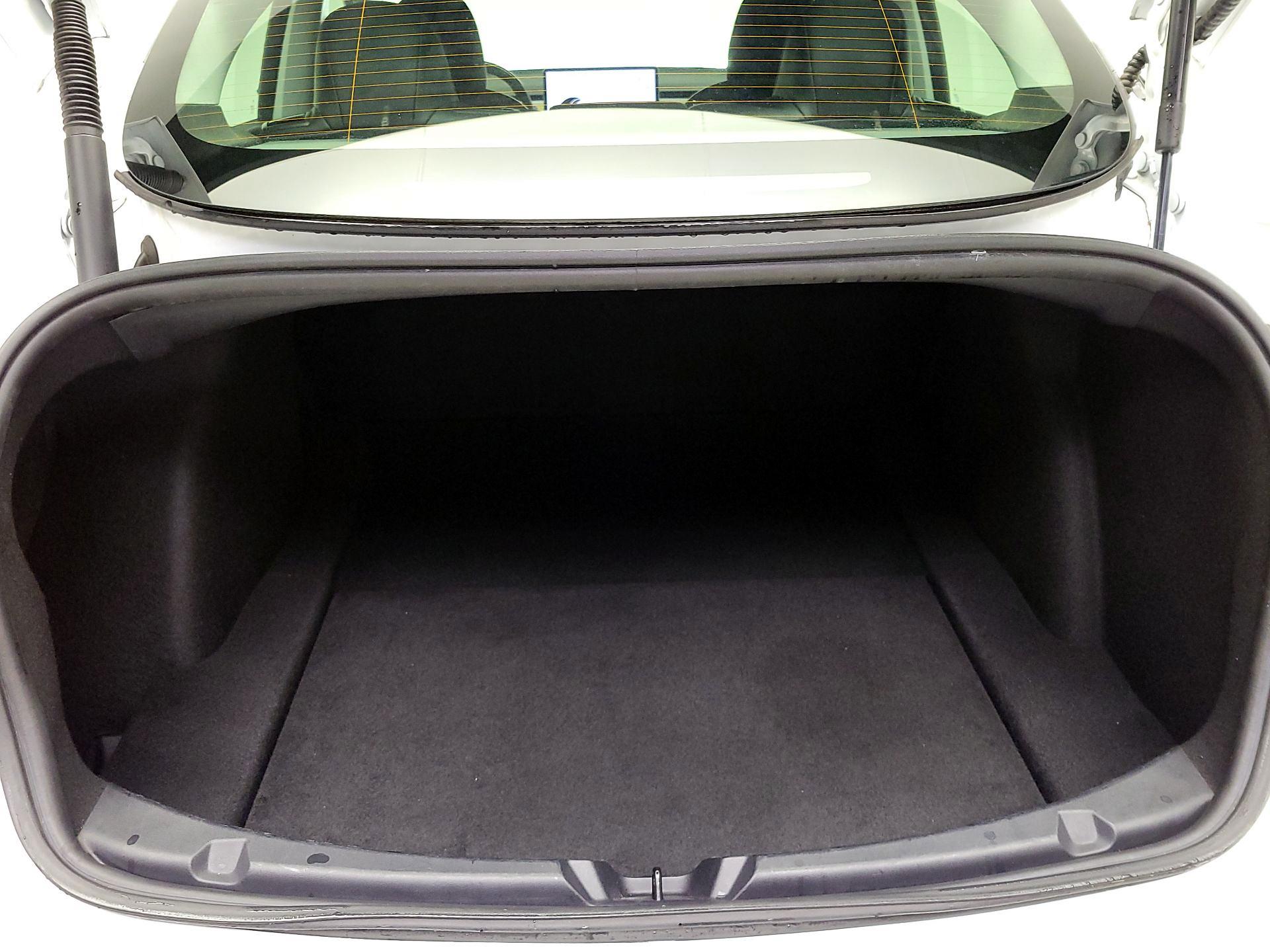 Thumbnail: 2021 Tesla Model 3 - 20