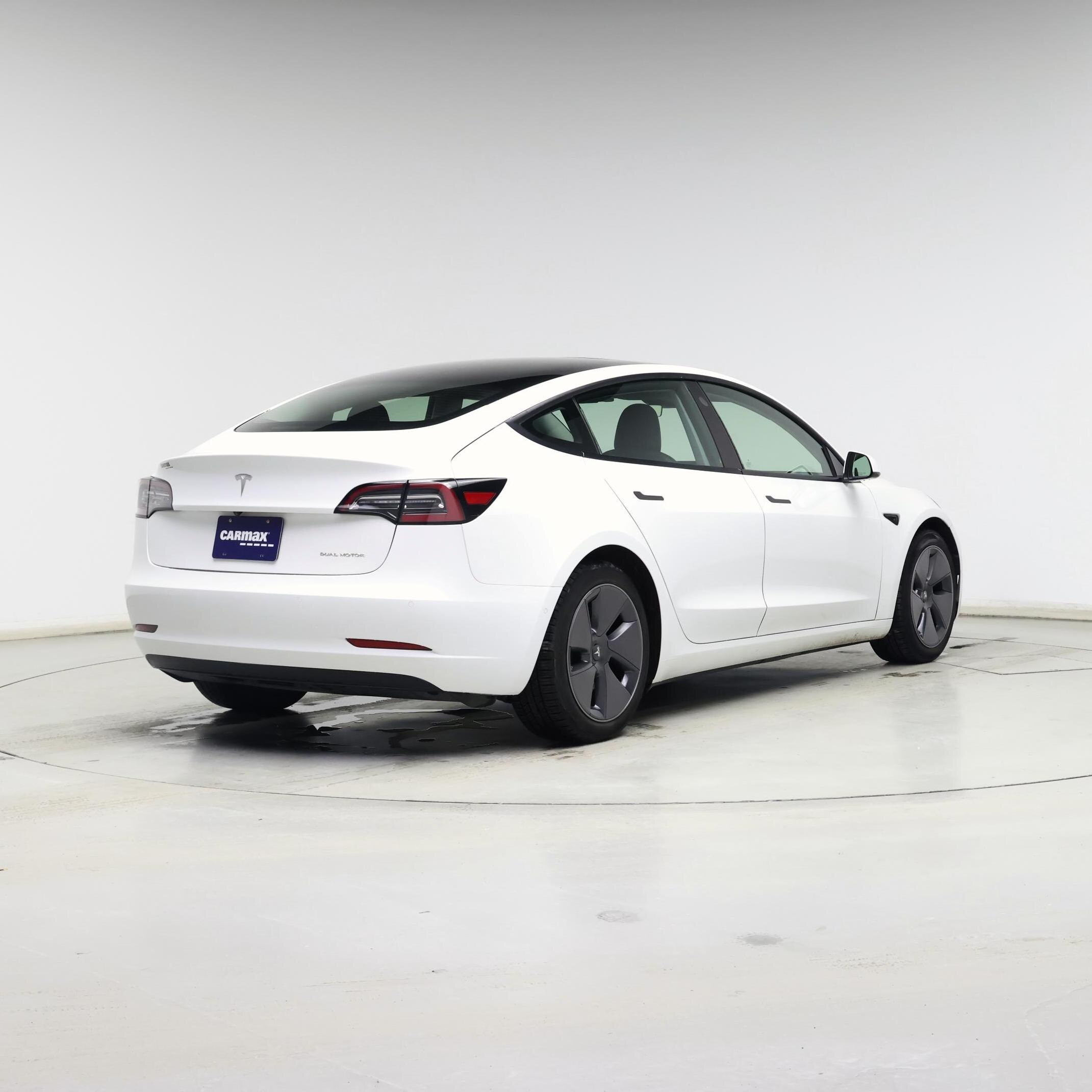 Thumbnail: 2021 Tesla Model 3 - 8