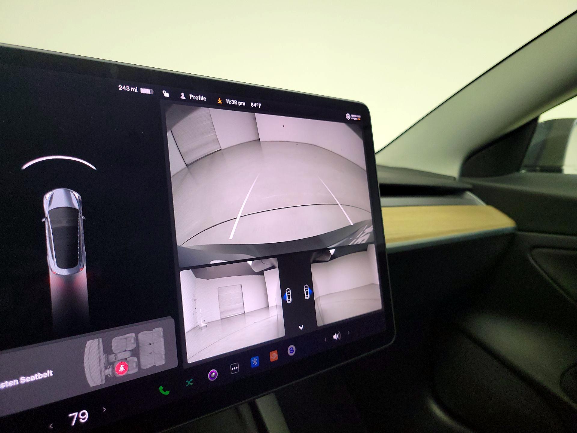 Thumbnail: 2021 Tesla Model 3 - 14