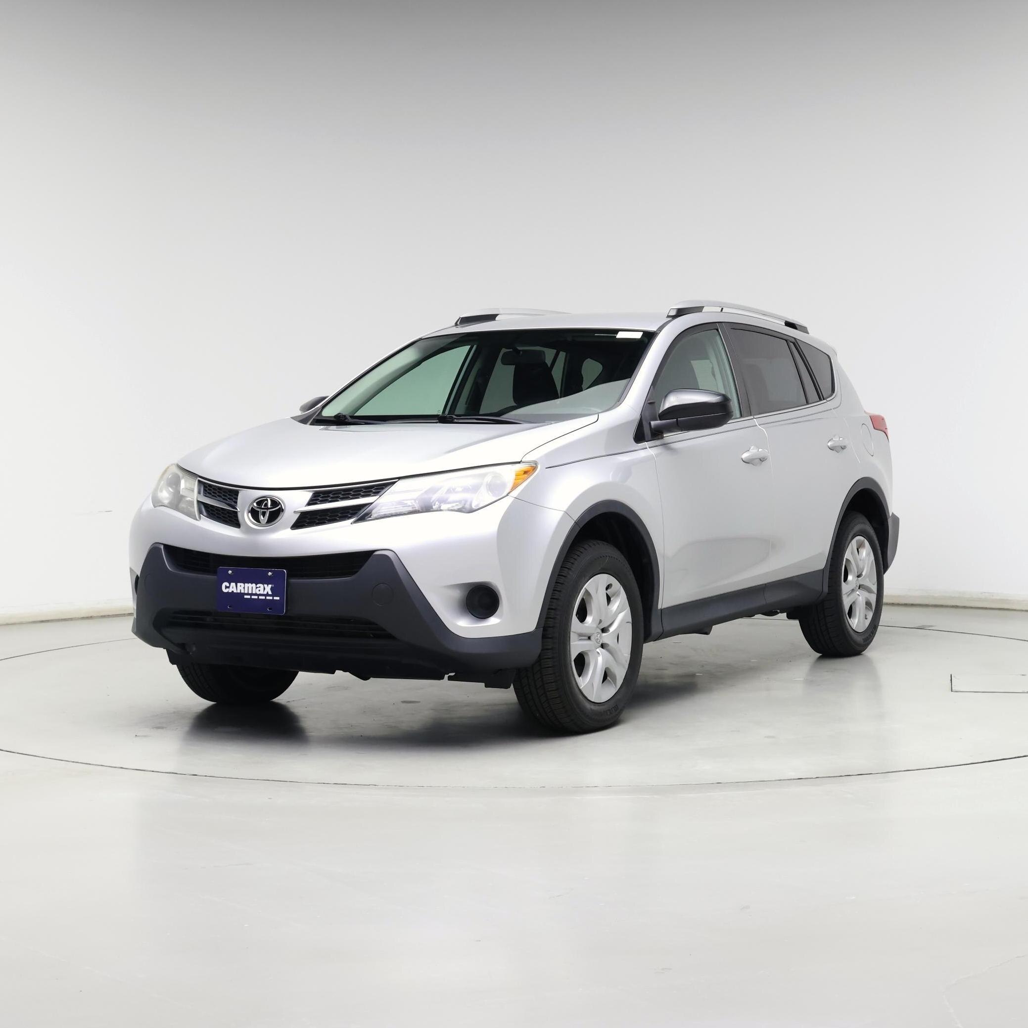 Thumbnail: 2015 Toyota RAV4 - 4