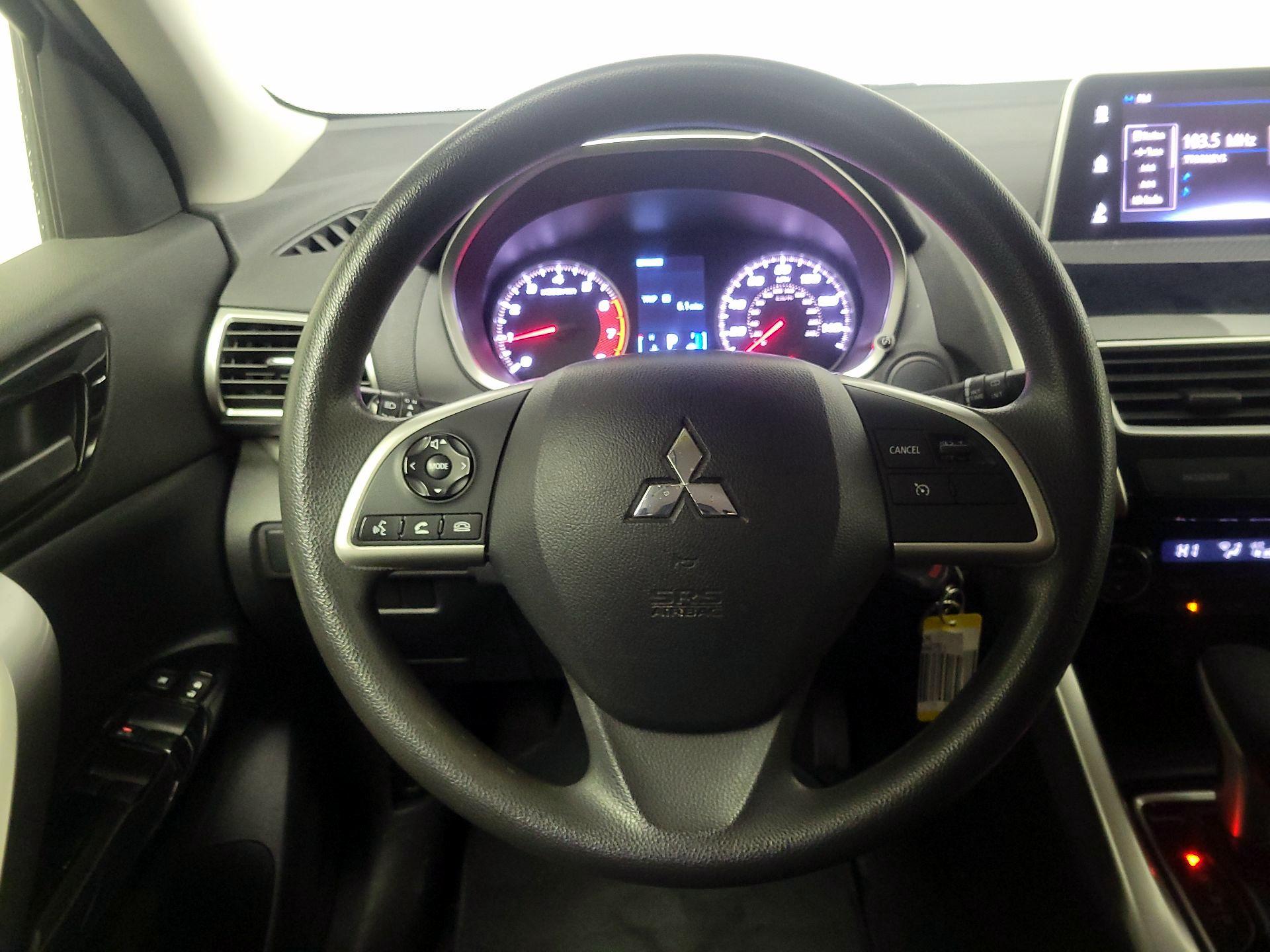 Thumbnail: 2019 Mitsubishi Eclipse Cross - 10