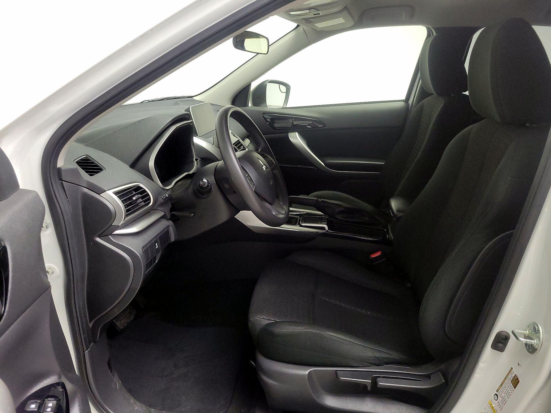 Thumbnail: 2019 Mitsubishi Eclipse Cross - 11