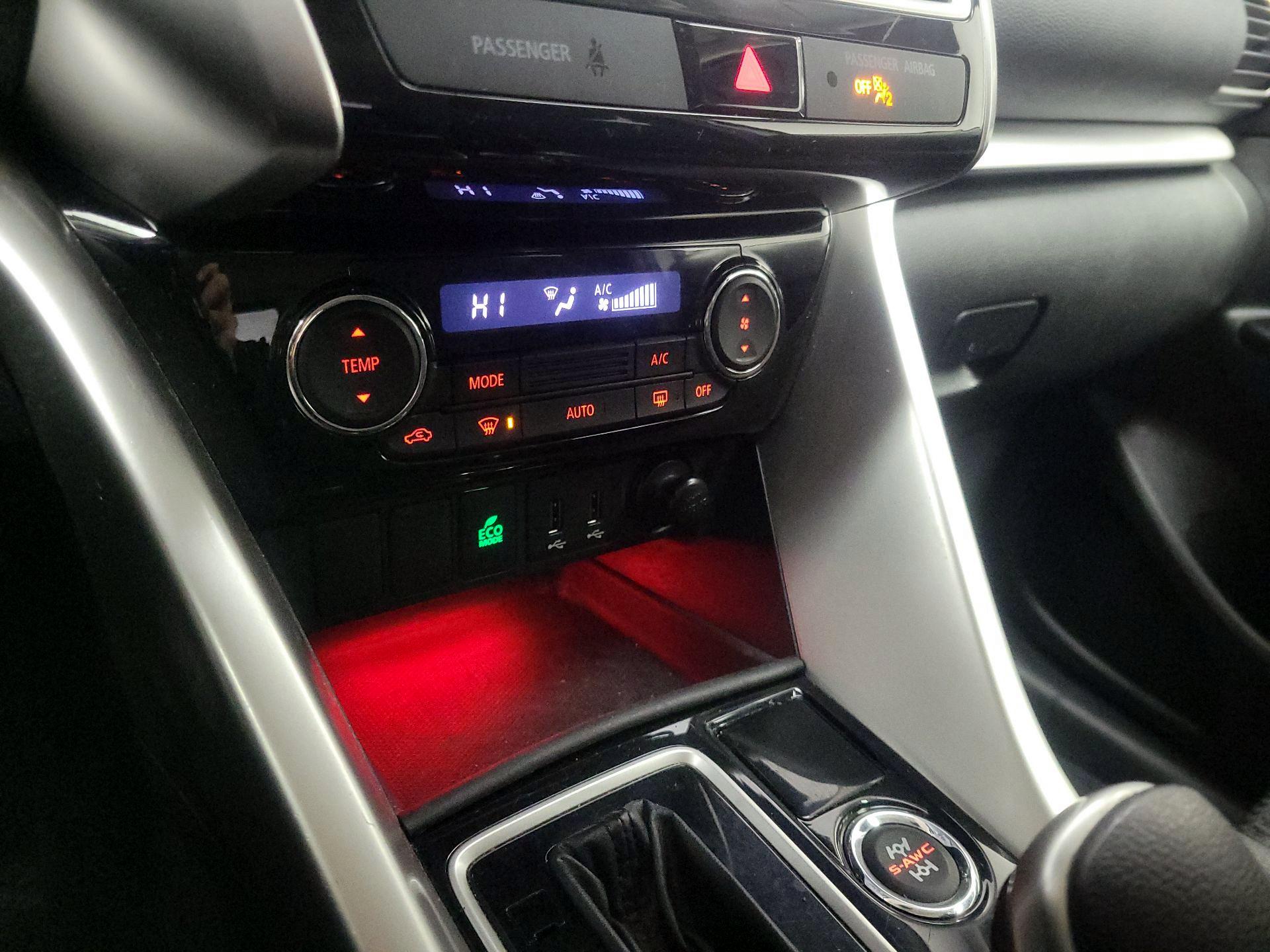 Thumbnail: 2019 Mitsubishi Eclipse Cross - 16