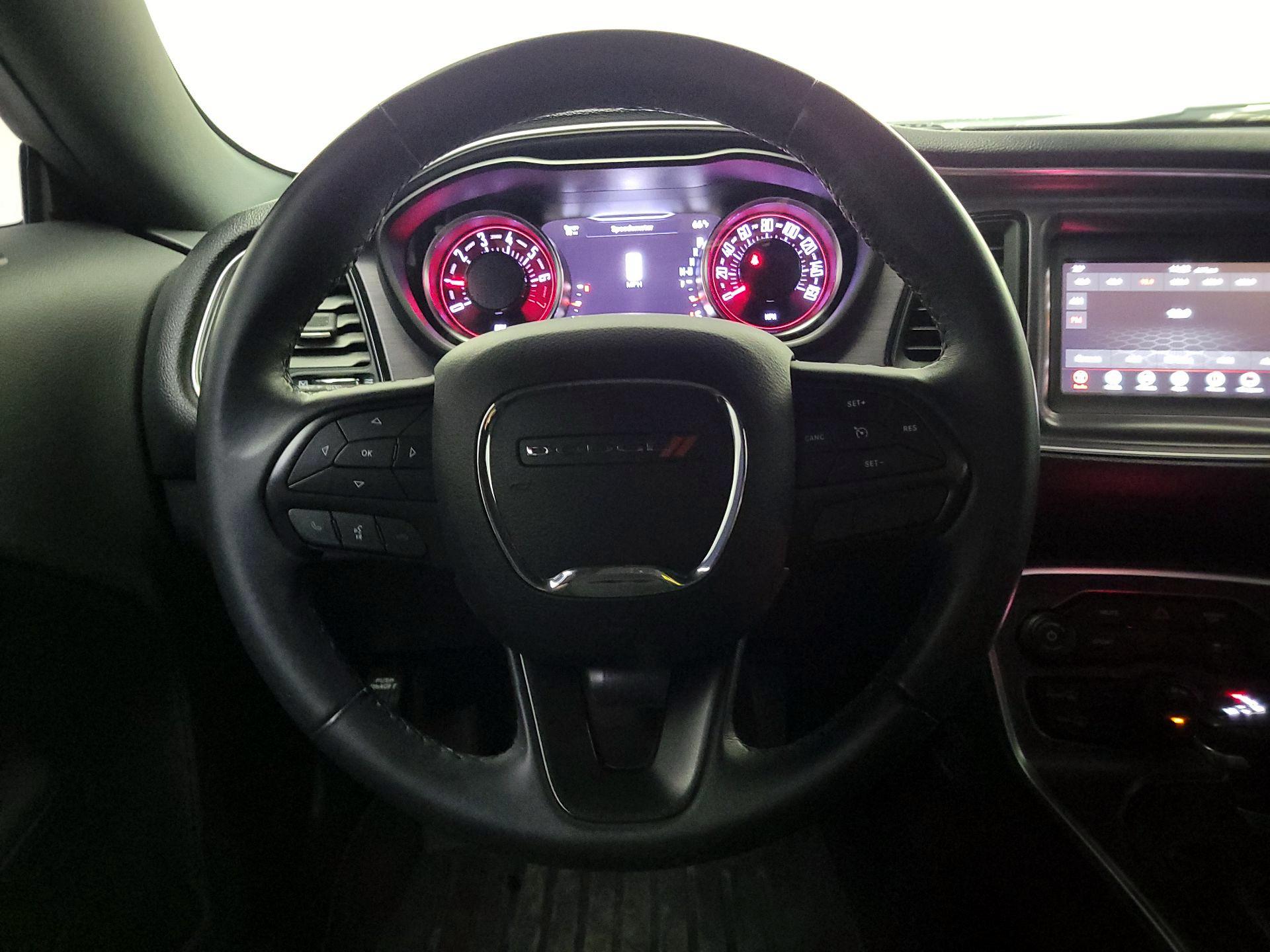 Thumbnail: 2018 Dodge Challenger - 10