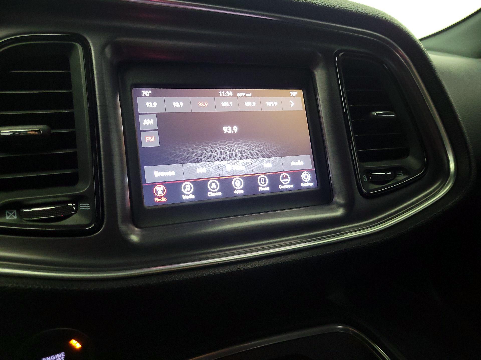 Thumbnail: 2018 Dodge Challenger - 15