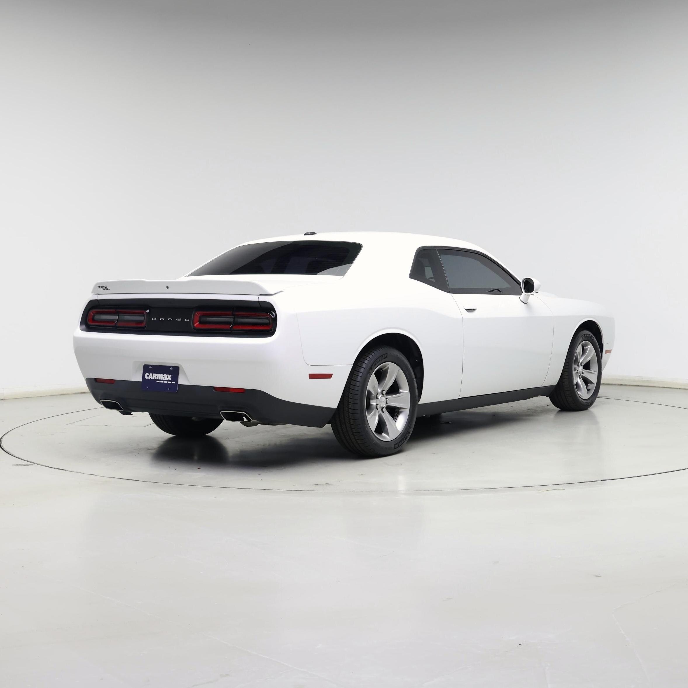Thumbnail: 2018 Dodge Challenger - 8