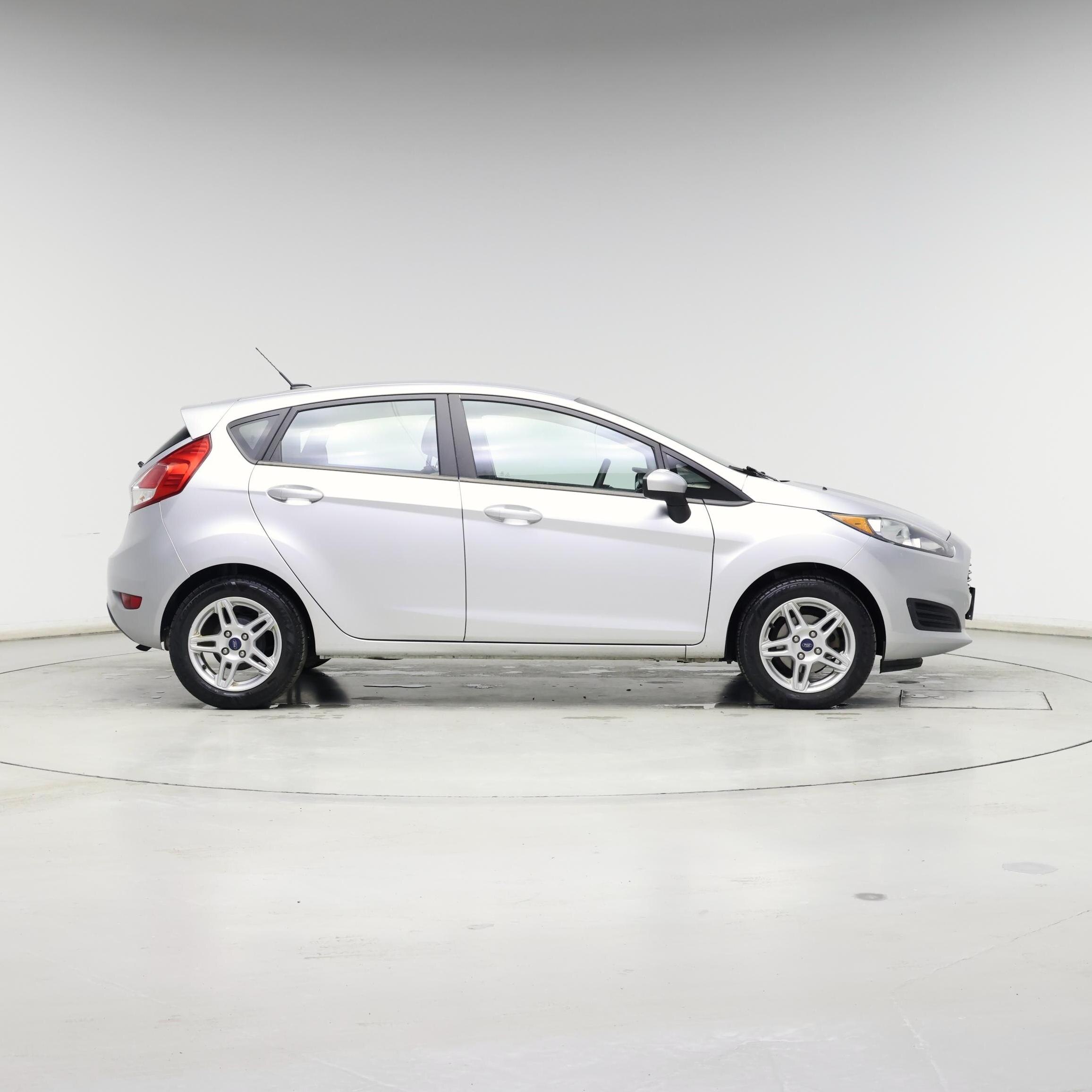 Thumbnail: 2018 Ford Fiesta - 7