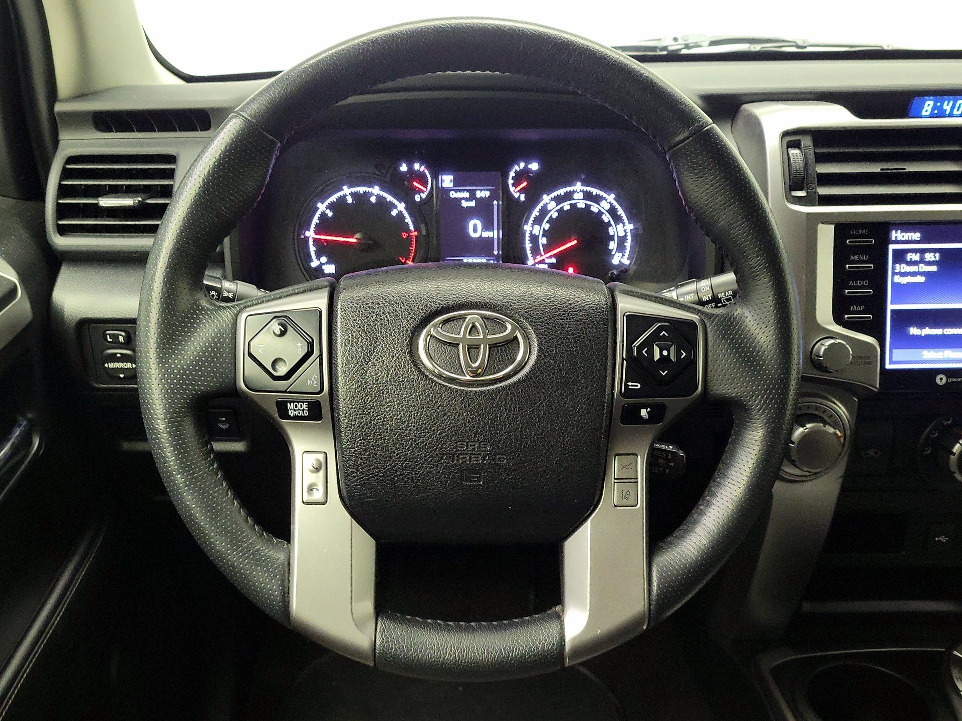 Thumbnail: 2022 Toyota 4Runner - 10