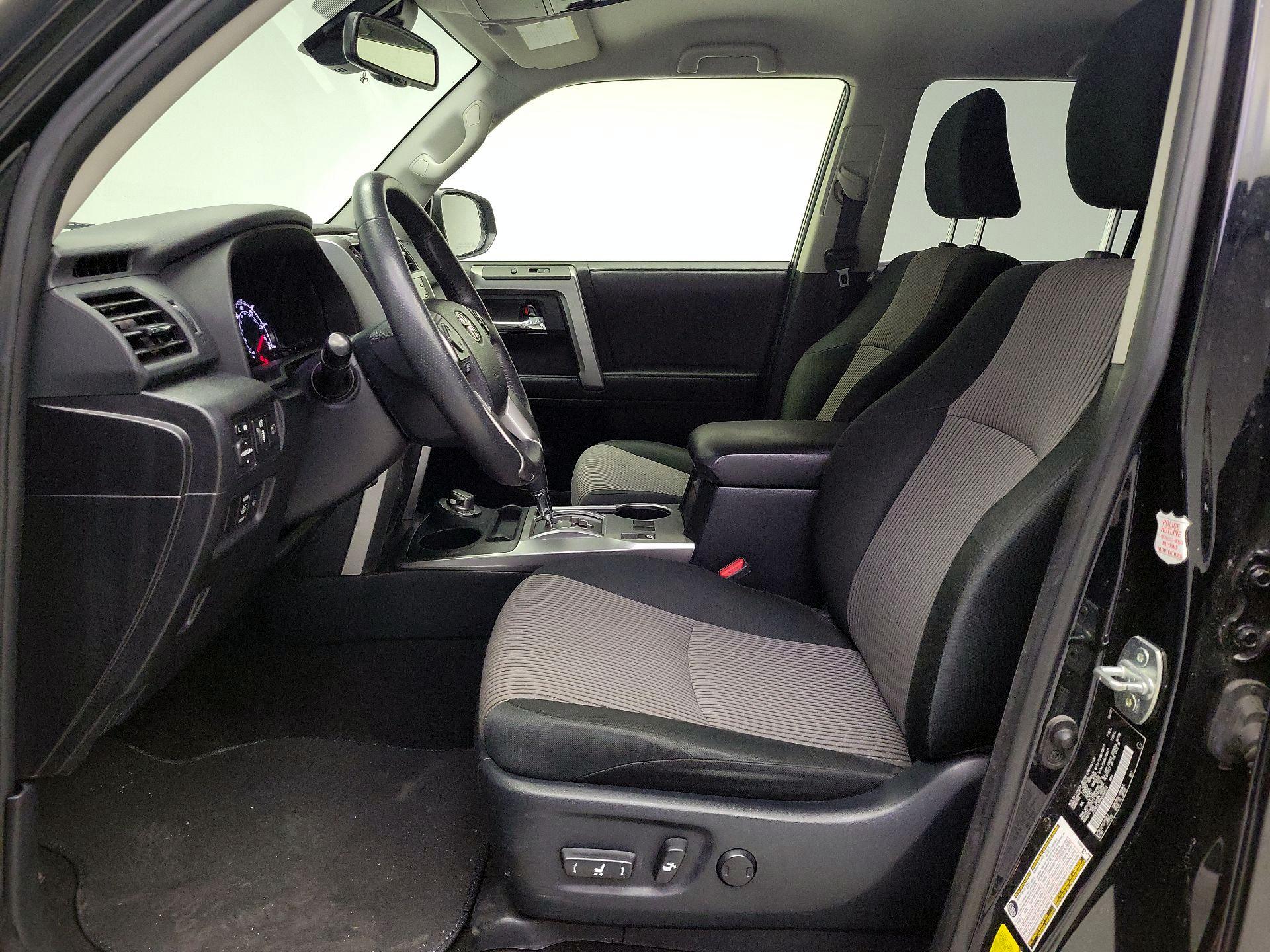 Thumbnail: 2022 Toyota 4Runner - 11