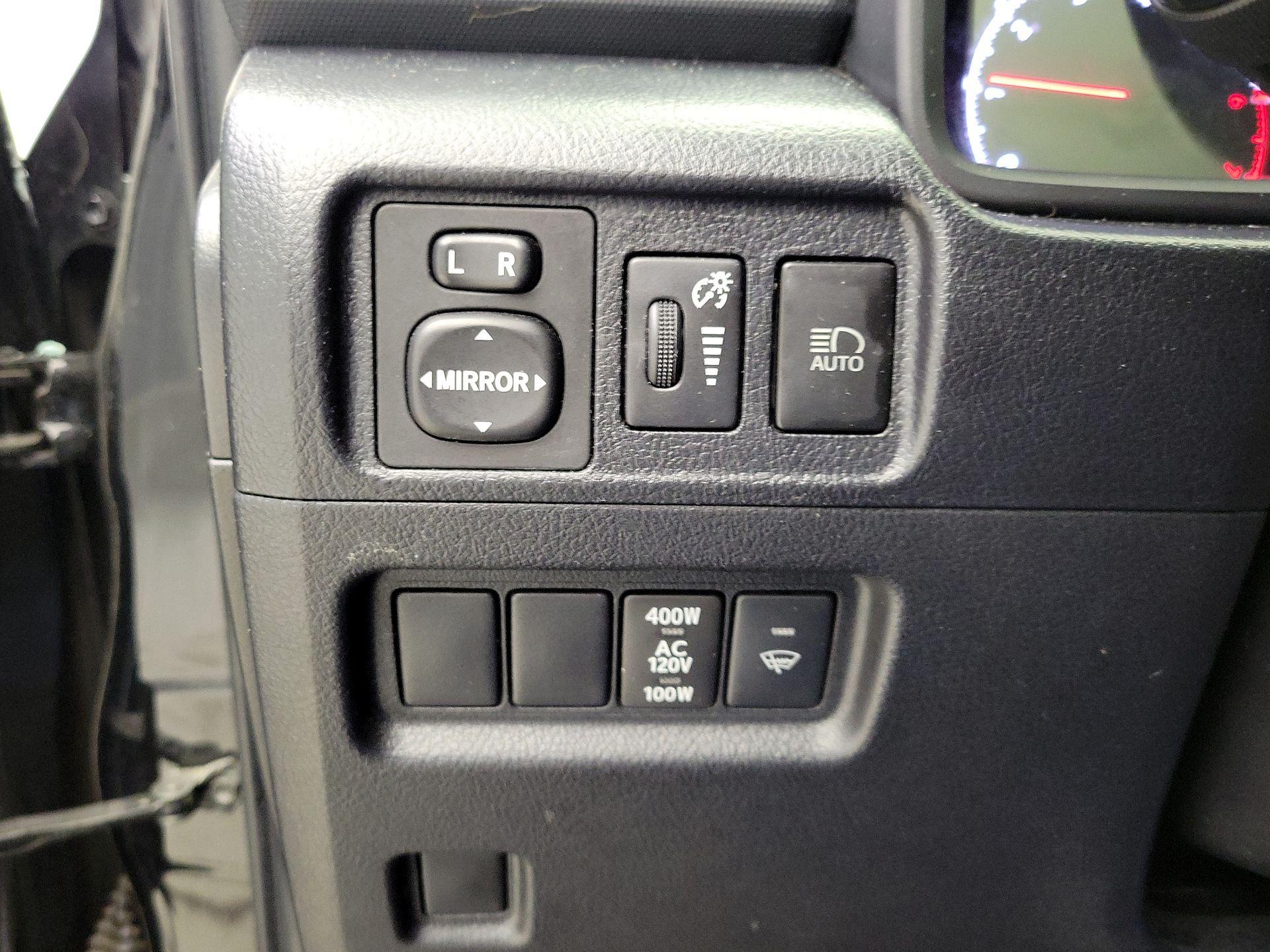 Thumbnail: 2022 Toyota 4Runner - 13