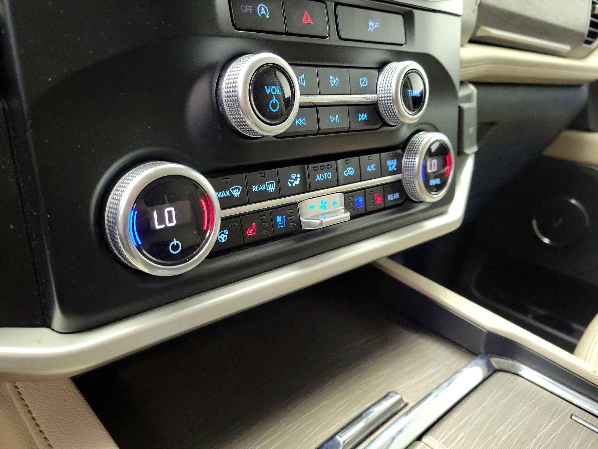 Thumbnail: 2024 Ford Expedition MAX - 17