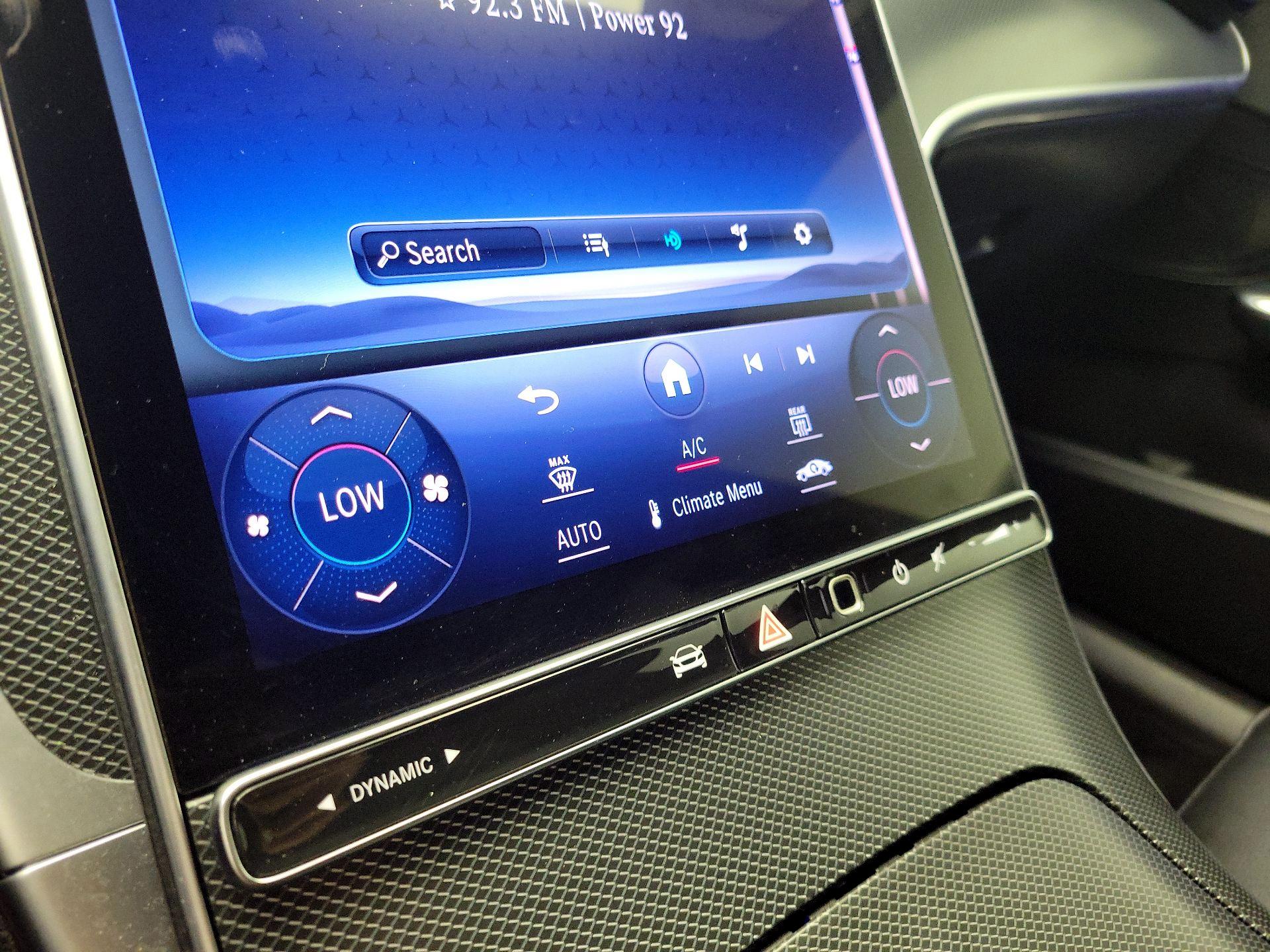 Thumbnail: 2022 Mercedes-Benz C-Class - 17