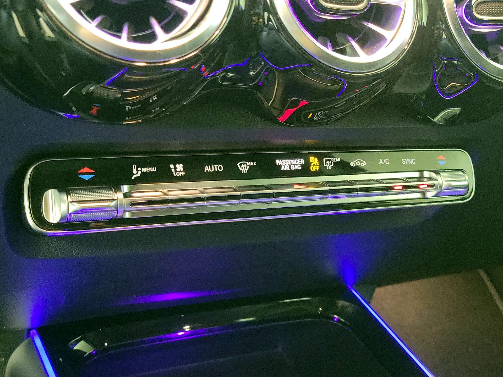 Thumbnail: 2022 Mercedes-Benz GLB - 17