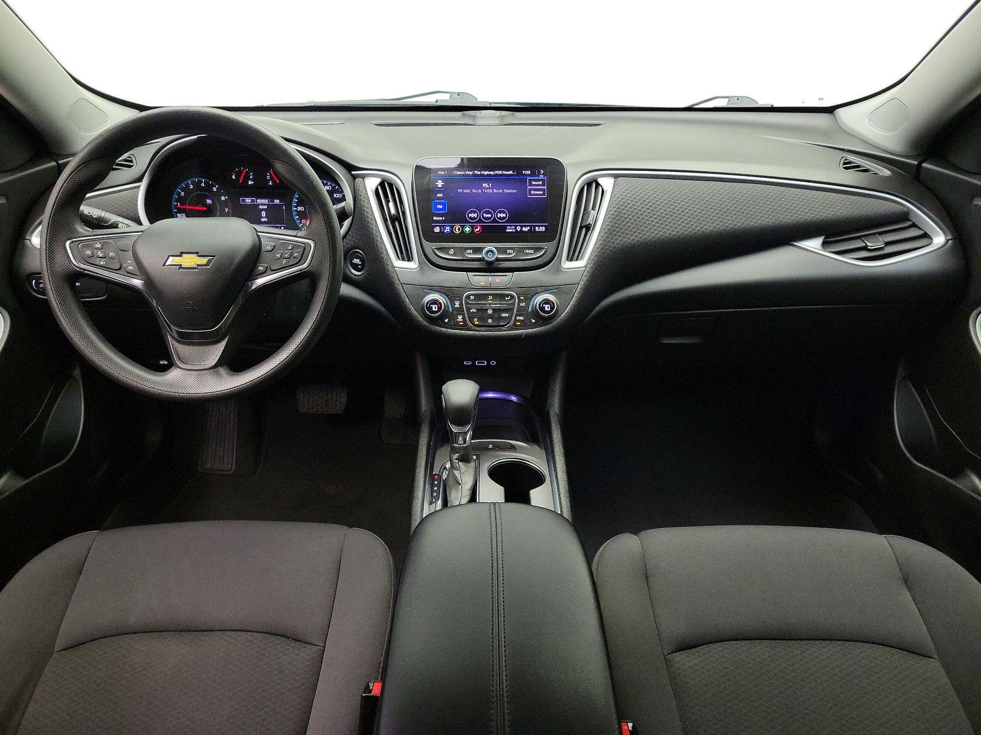 Thumbnail: 2023 Chevrolet Malibu - 9