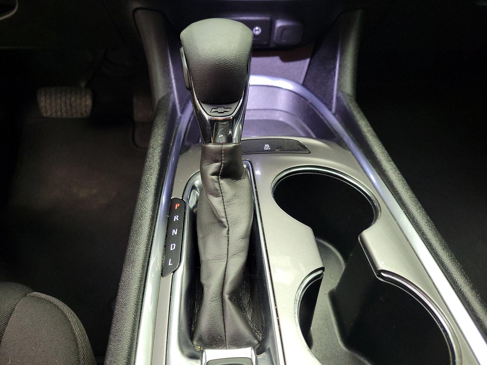 Thumbnail: 2023 Chevrolet Malibu - 16