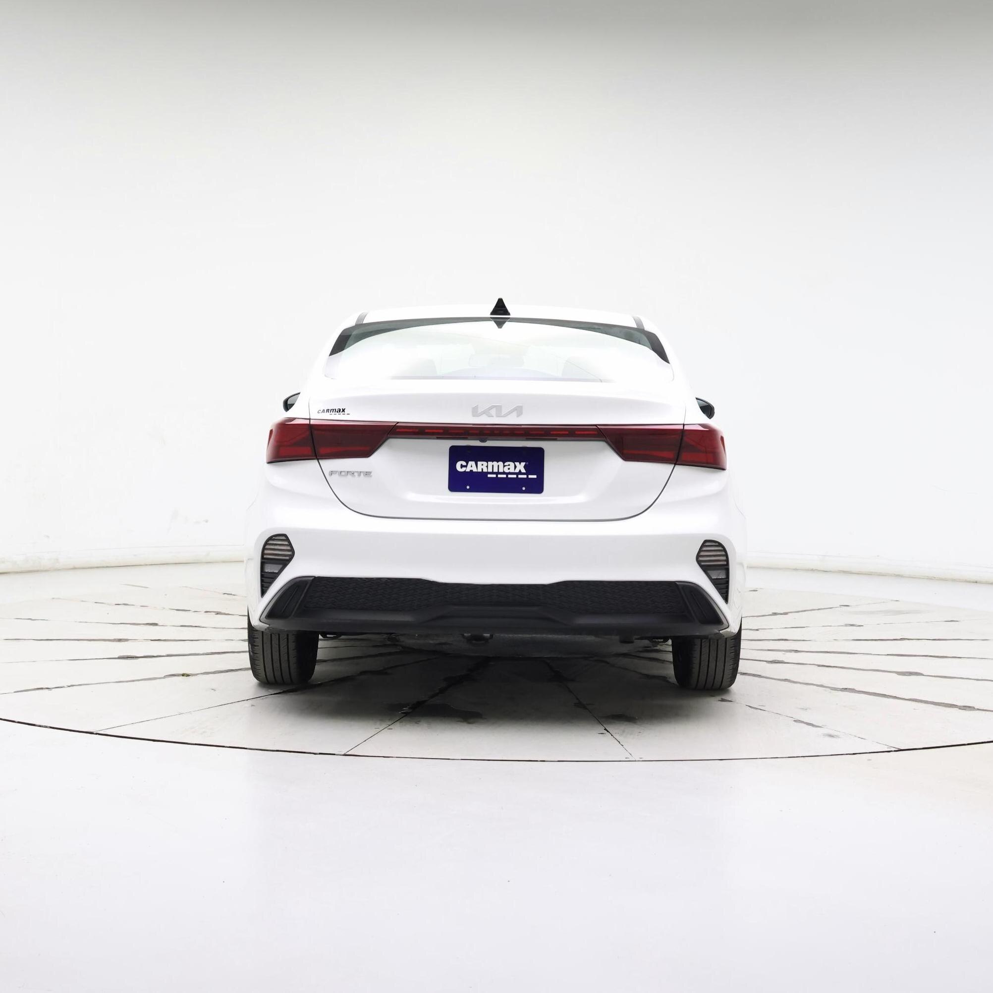 Thumbnail: 2024 Kia Forte - 6