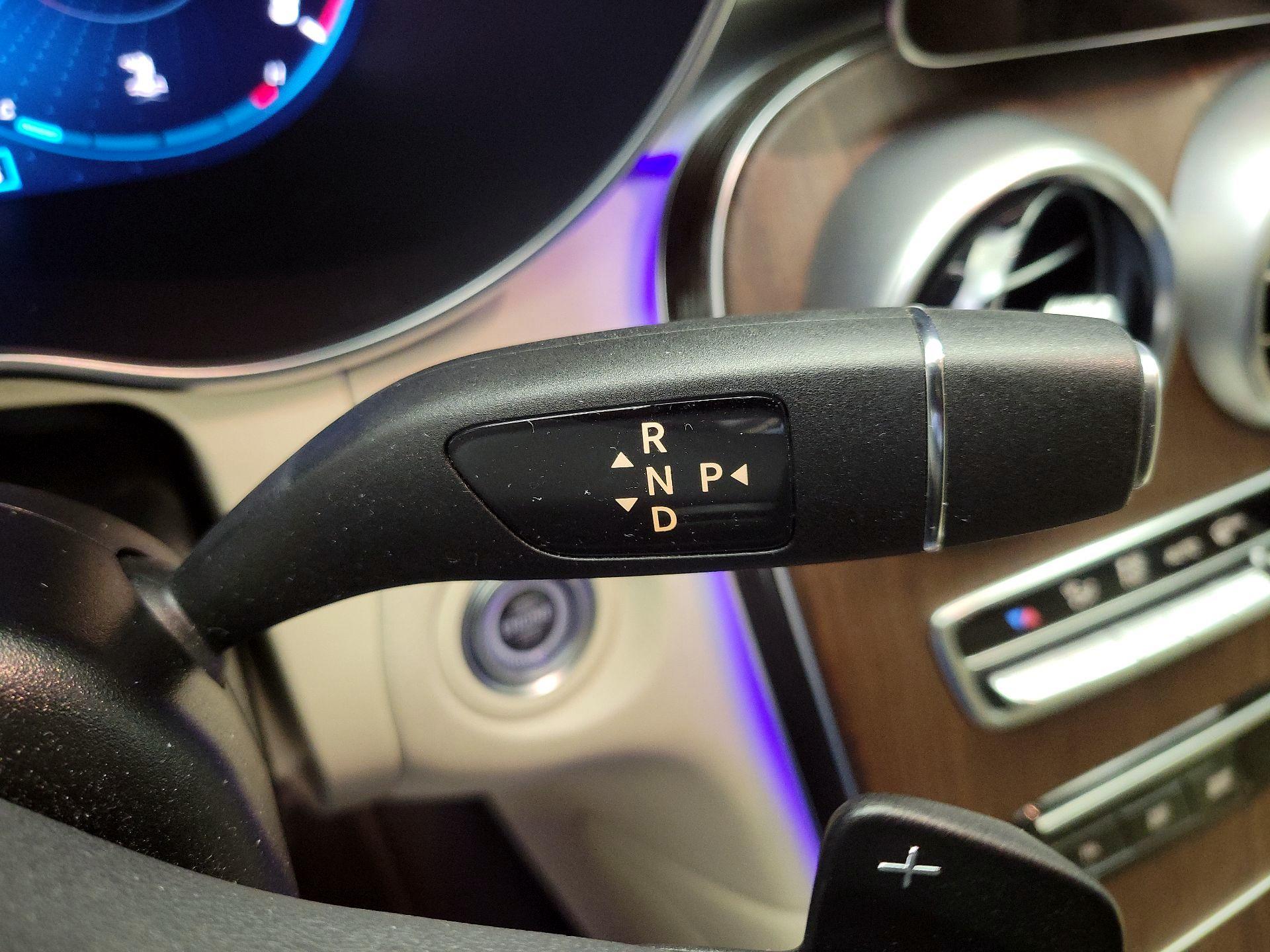 Thumbnail: 2022 Mercedes-Benz GLC - 17