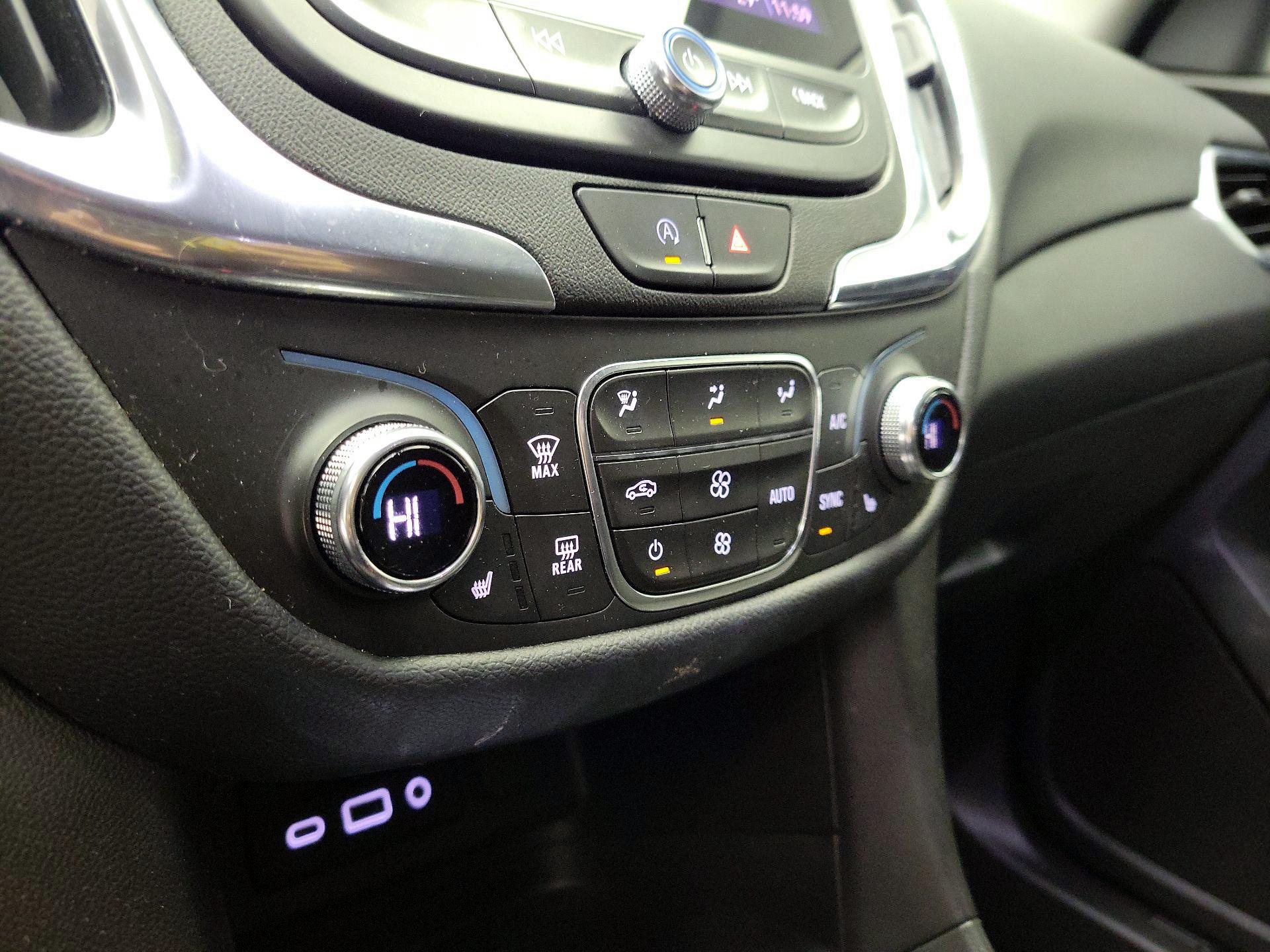 Thumbnail: 2022 Chevrolet Equinox - 17