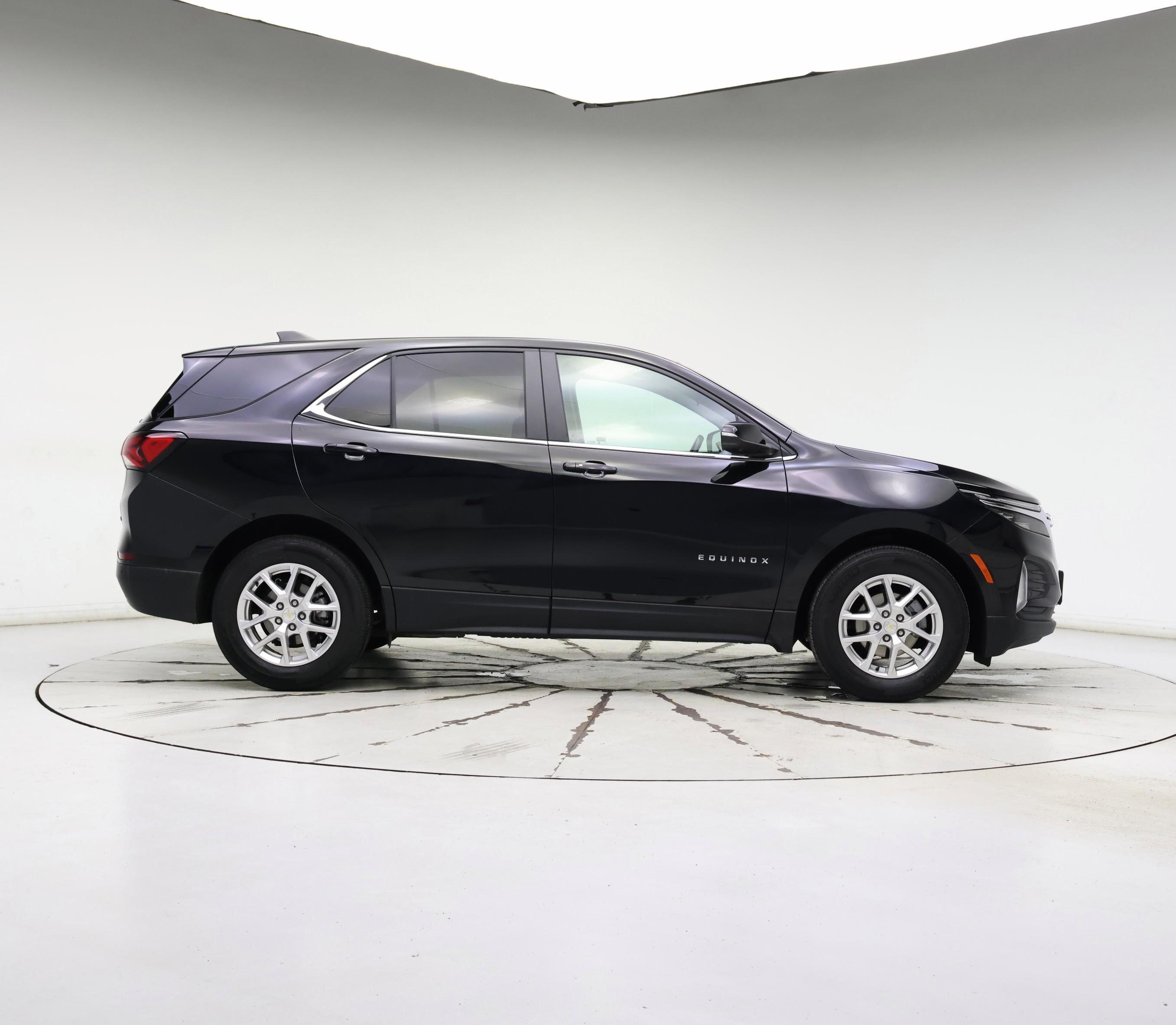 Thumbnail: 2022 Chevrolet Equinox - 7