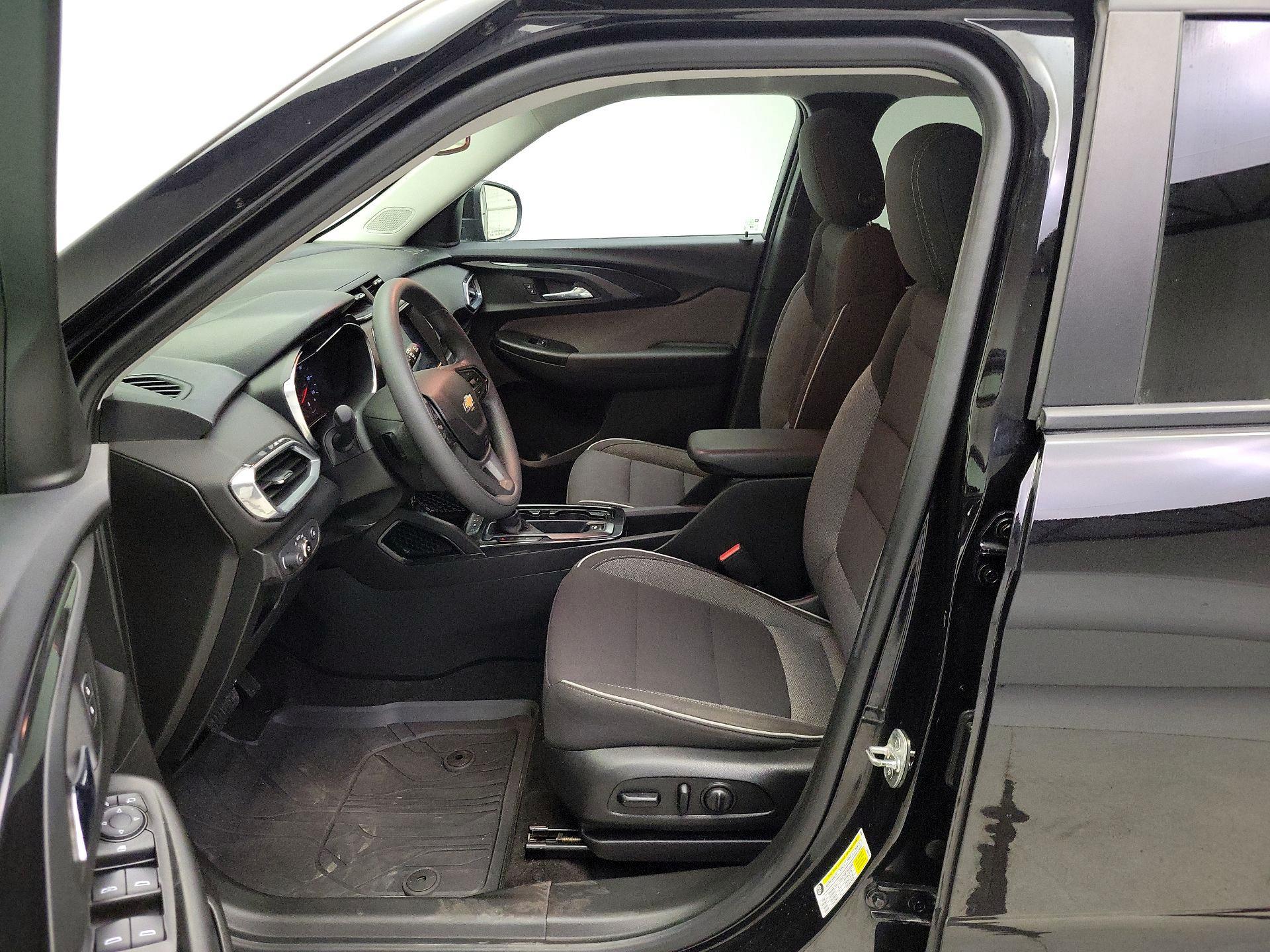 Thumbnail: 2021 Chevrolet TrailBlazer - 11