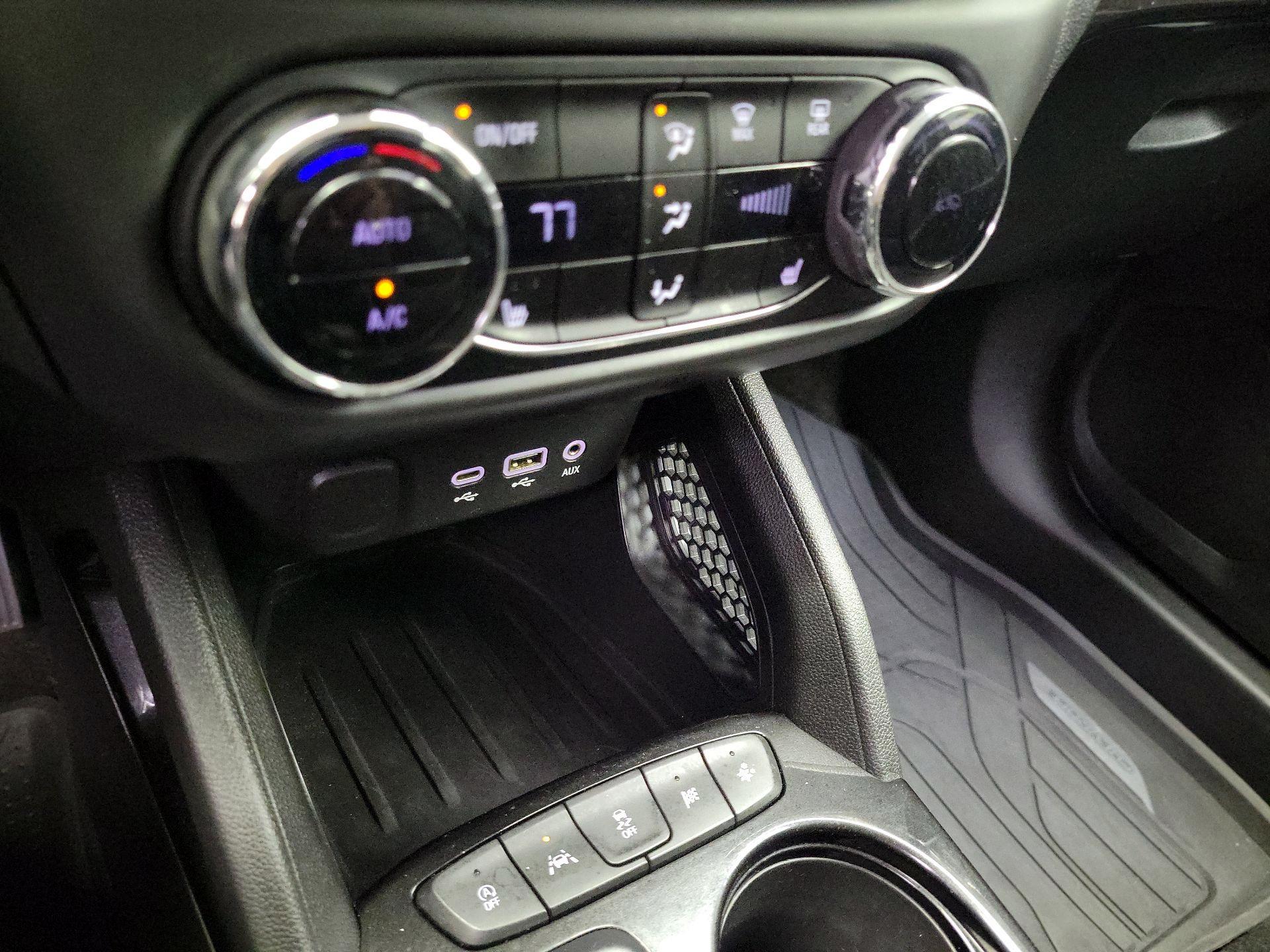 Thumbnail: 2021 Chevrolet TrailBlazer - 16