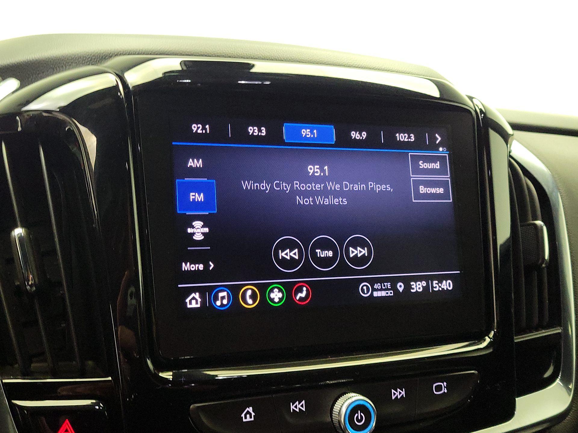 Thumbnail: 2023 Chevrolet Traverse - 15