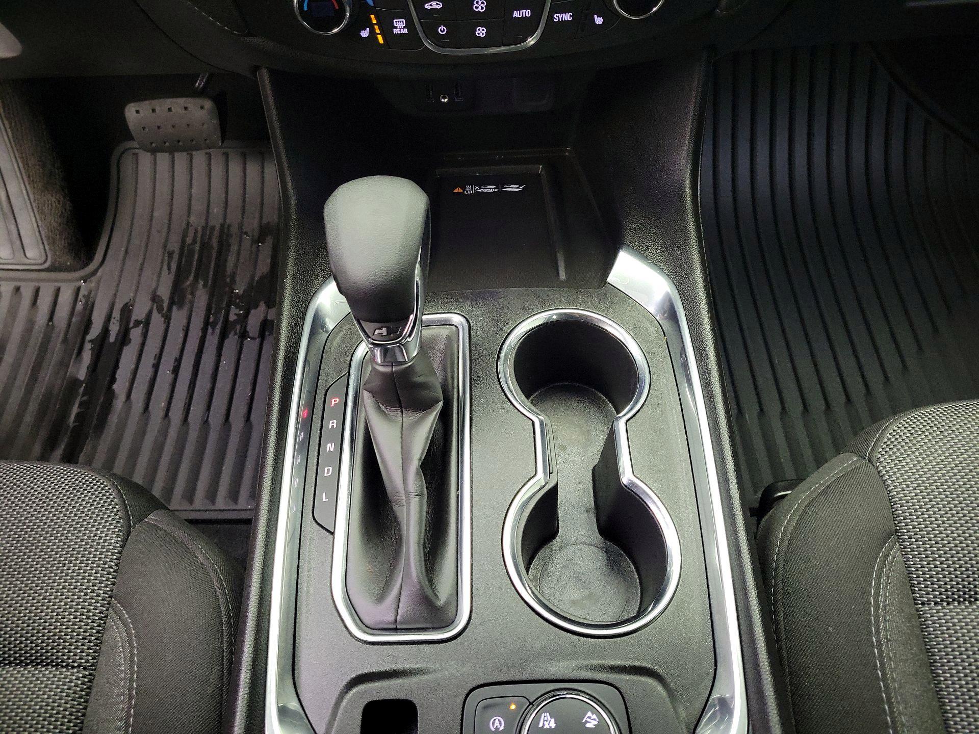 Thumbnail: 2023 Chevrolet Traverse - 17