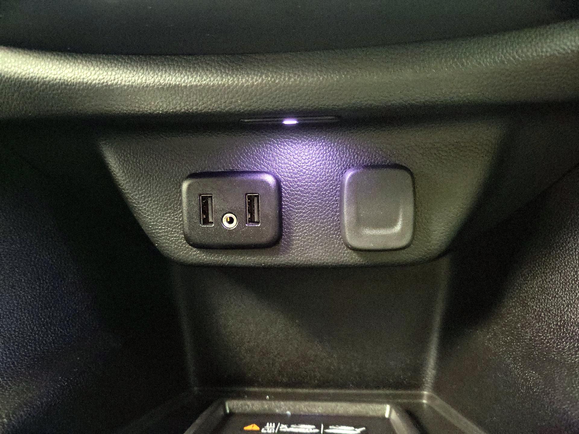 Thumbnail: 2023 Chevrolet Traverse - 18