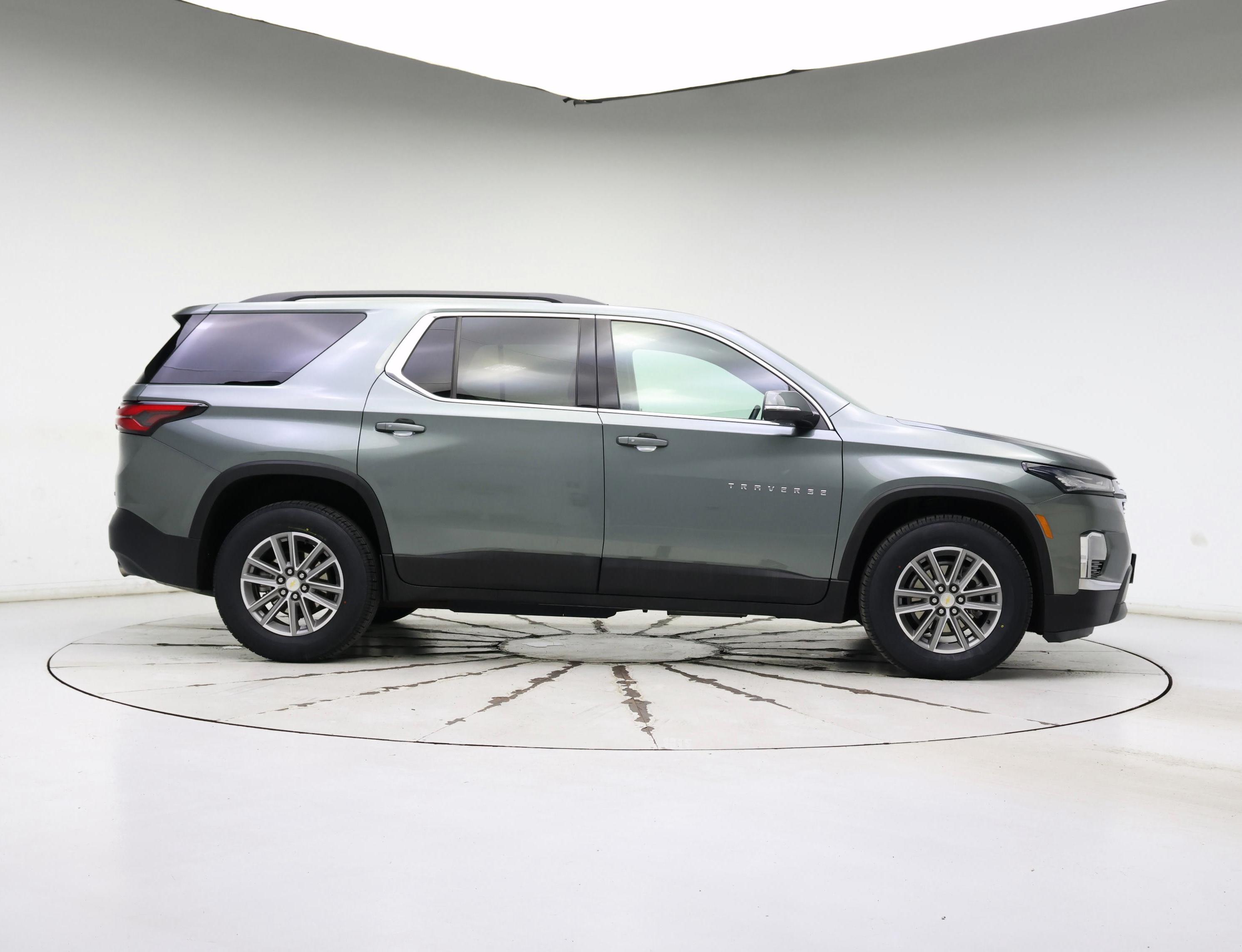 Thumbnail: 2023 Chevrolet Traverse - 7