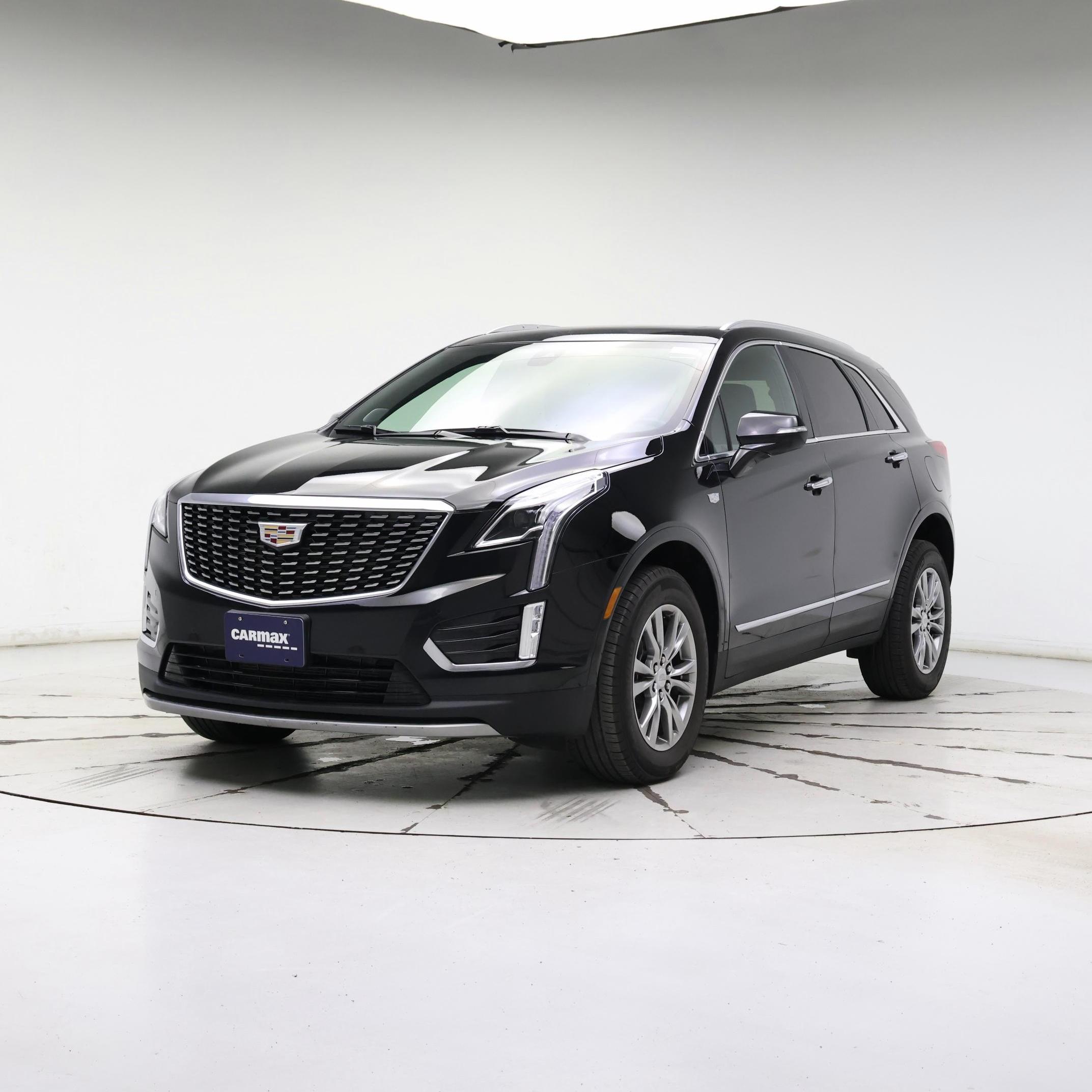 Thumbnail: 2023 Cadillac XT5 - 4