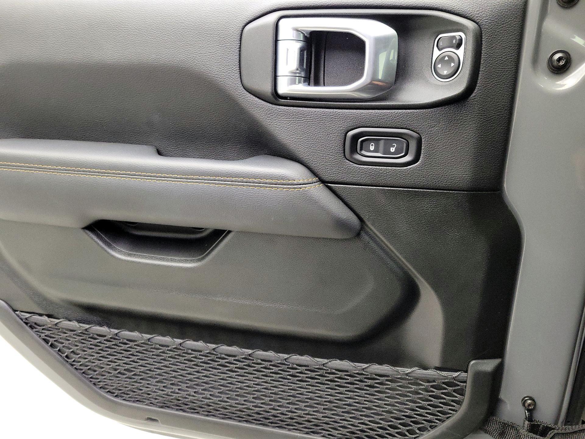 Thumbnail: 2022 Jeep Wrangler - 12