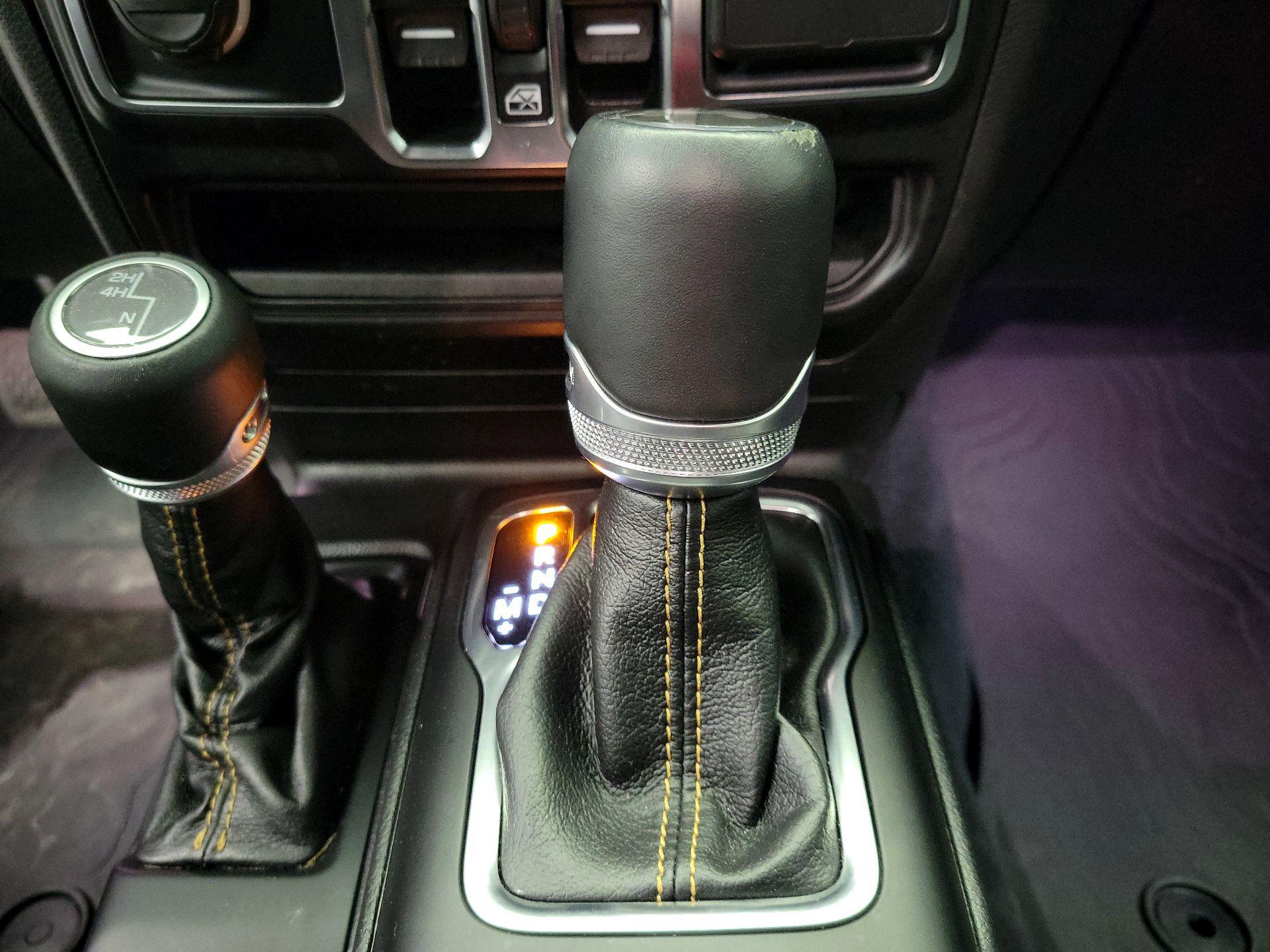 Thumbnail: 2022 Jeep Wrangler - 16