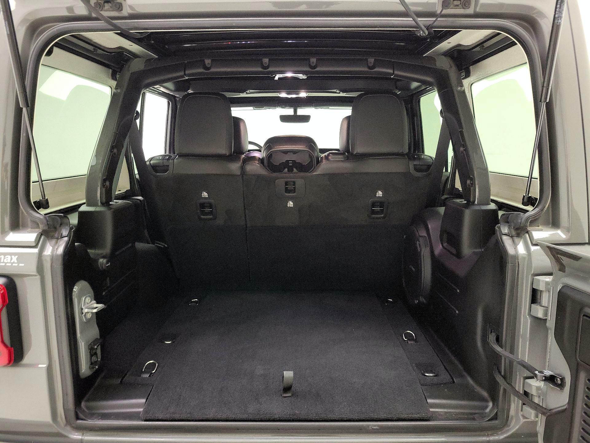 Thumbnail: 2022 Jeep Wrangler - 19