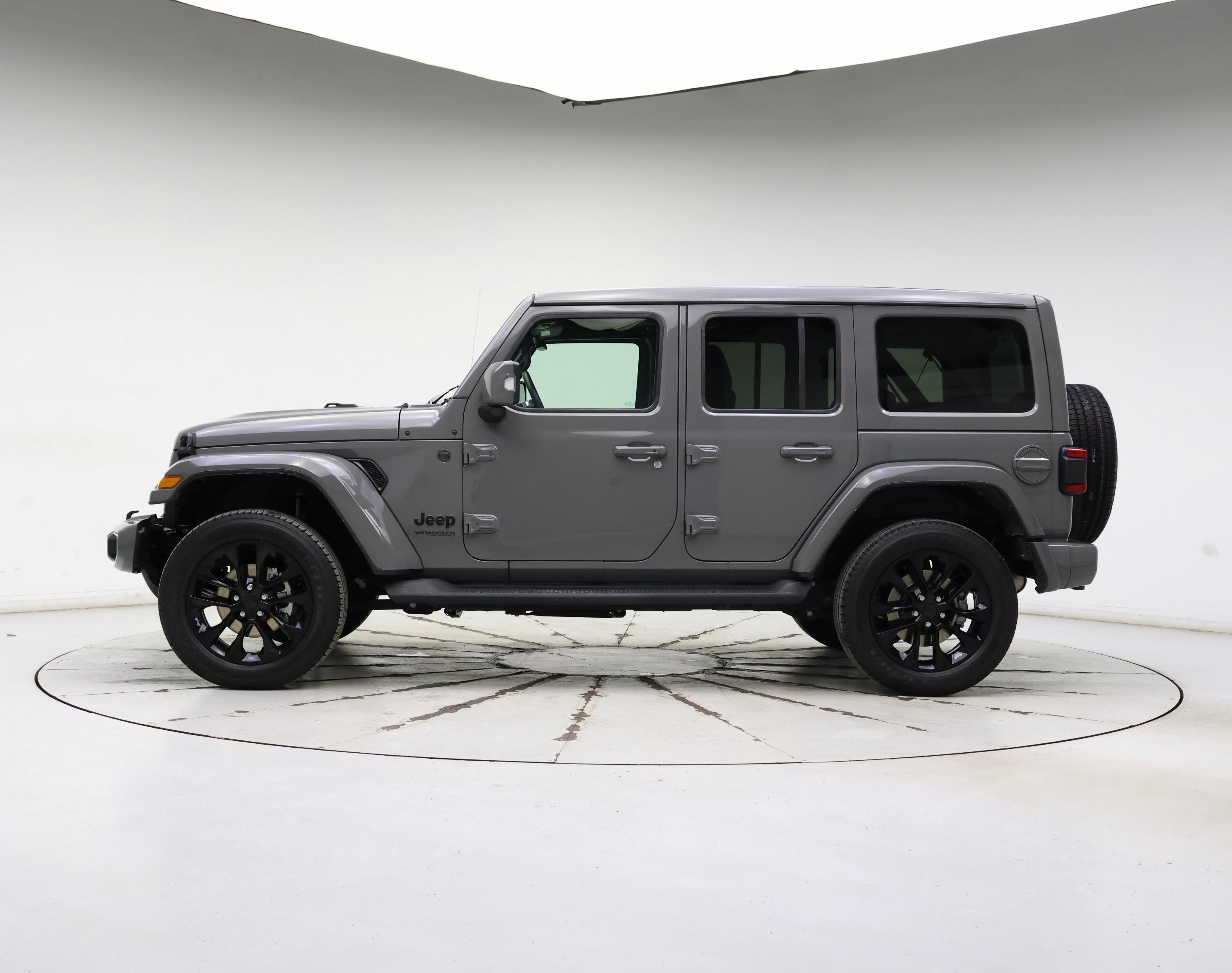 Thumbnail: 2022 Jeep Wrangler - 3