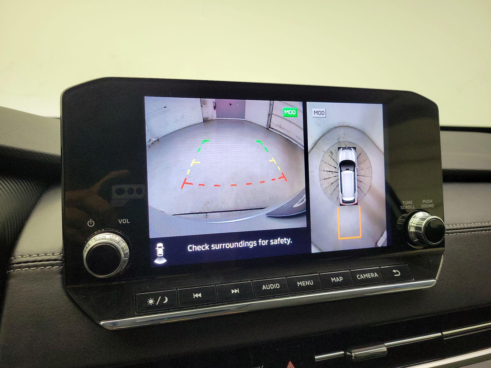 Thumbnail: 2024 Mitsubishi Outlander - 15