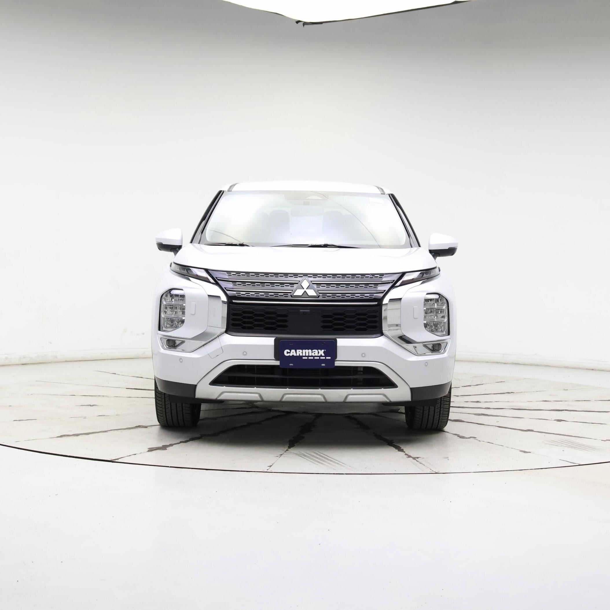 Thumbnail: 2024 Mitsubishi Outlander - 5