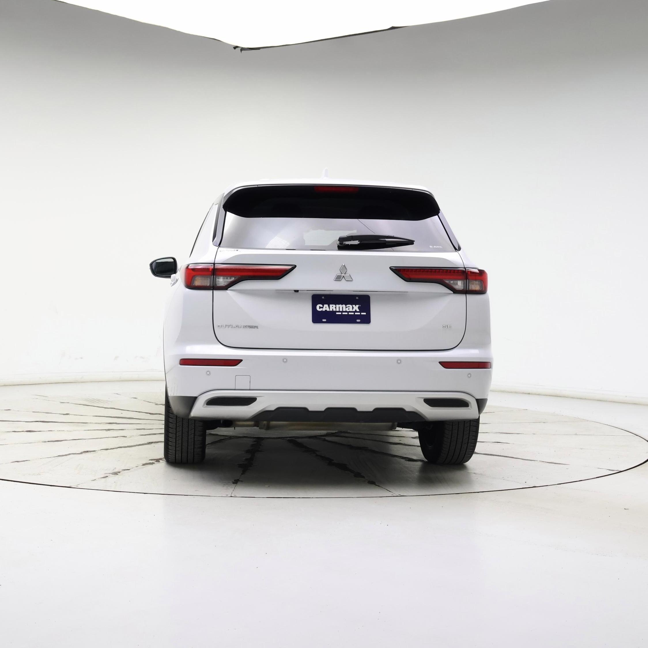 Thumbnail: 2024 Mitsubishi Outlander - 6