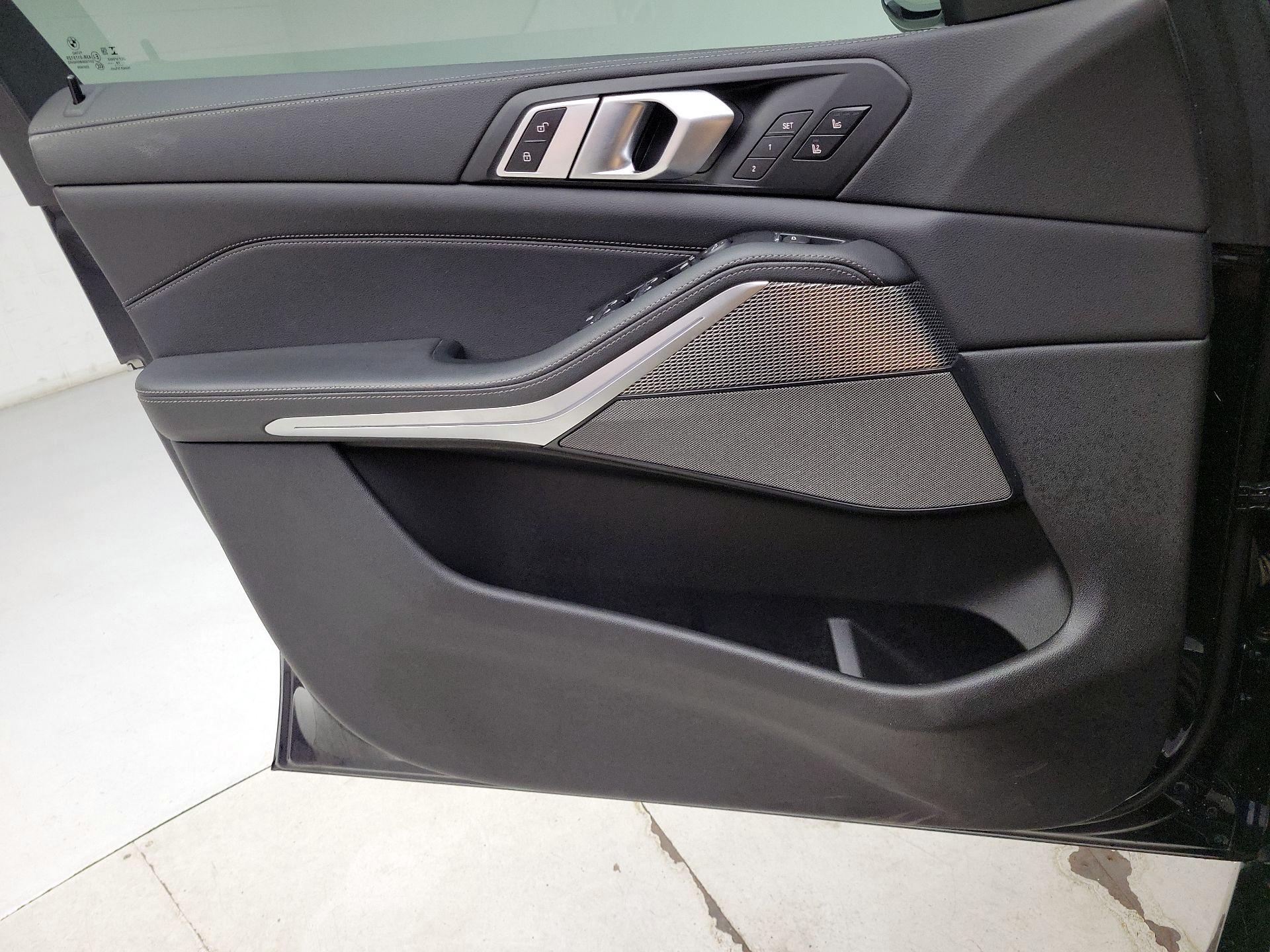 Thumbnail: 2020 BMW X5 - 12