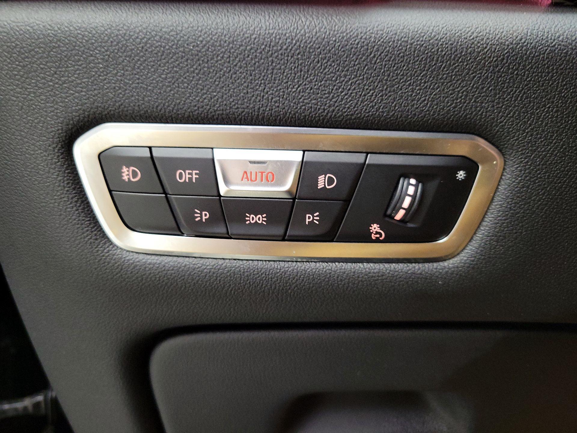 Thumbnail: 2020 BMW X5 - 13