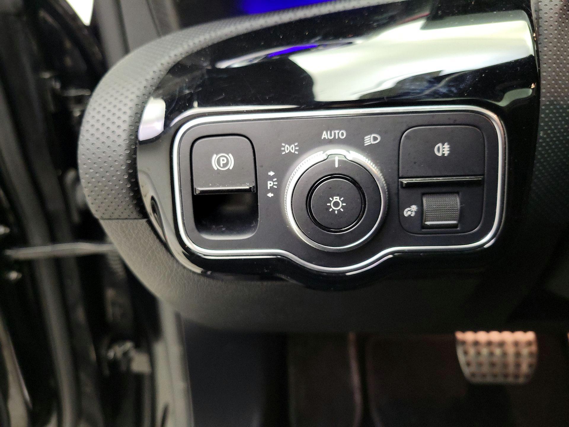 Thumbnail: 2022 Mercedes-Benz CLA - 13