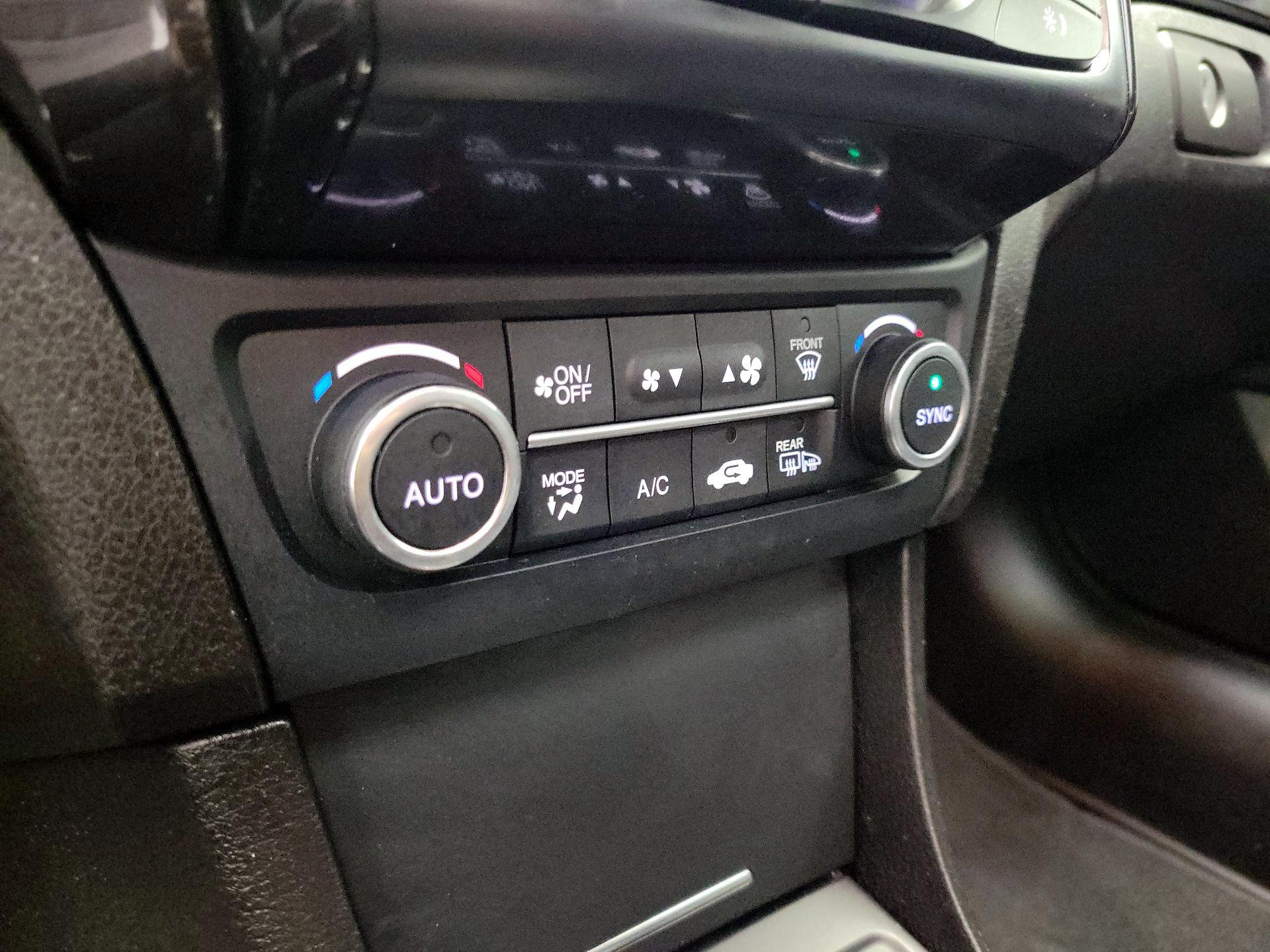 Thumbnail: 2021 Acura ILX - 16