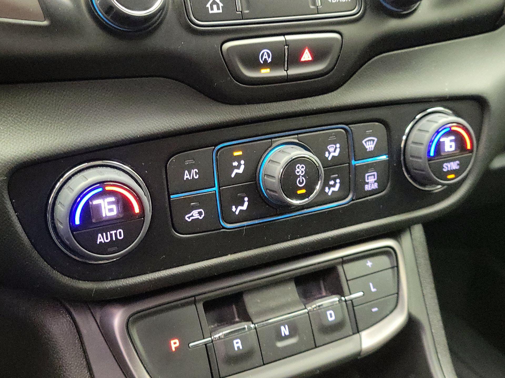 Thumbnail: 2022 GMC Terrain - 16