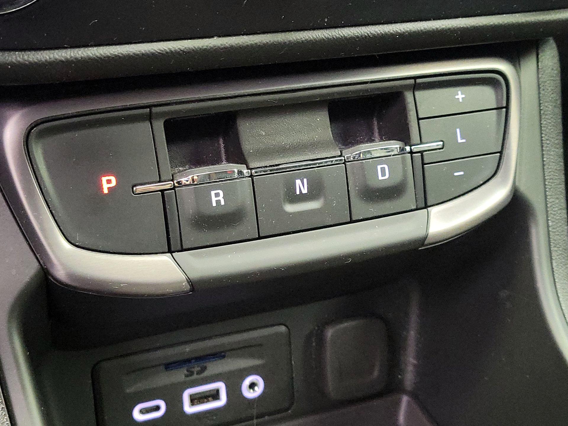 Thumbnail: 2022 GMC Terrain - 17