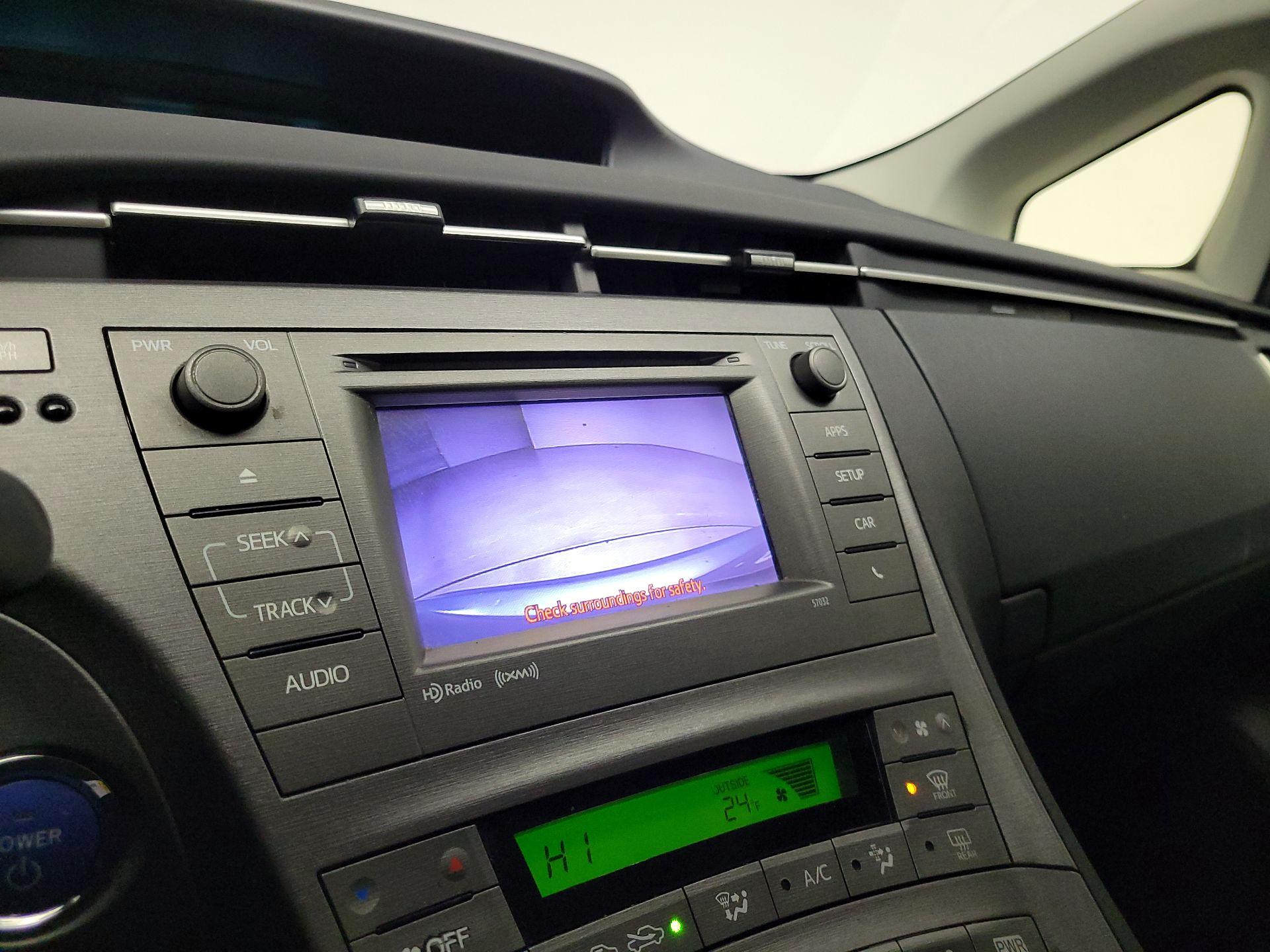 Thumbnail: 2014 Toyota Prius - 15